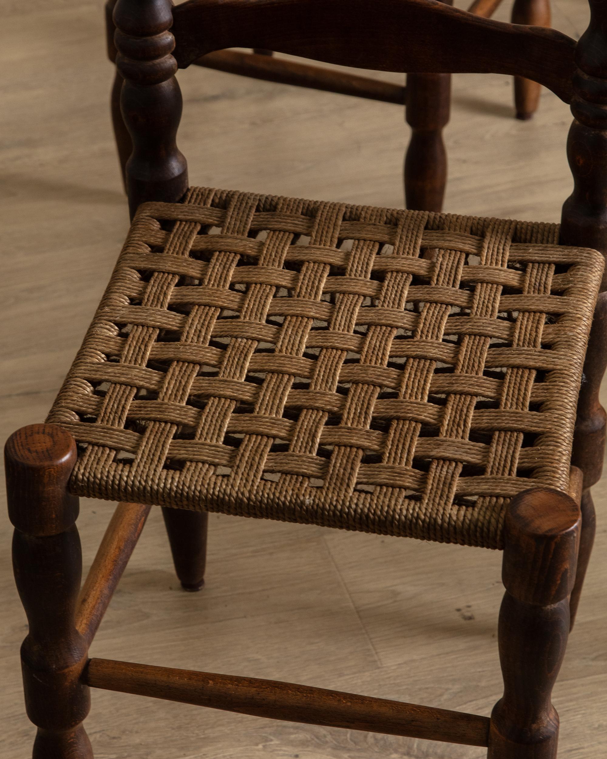 Satz von 6 Brutalist Wood Dining Chairs Manner of Charles Dudouyt, Frankreich, 1940er Jahre (Gedrechselt) im Angebot