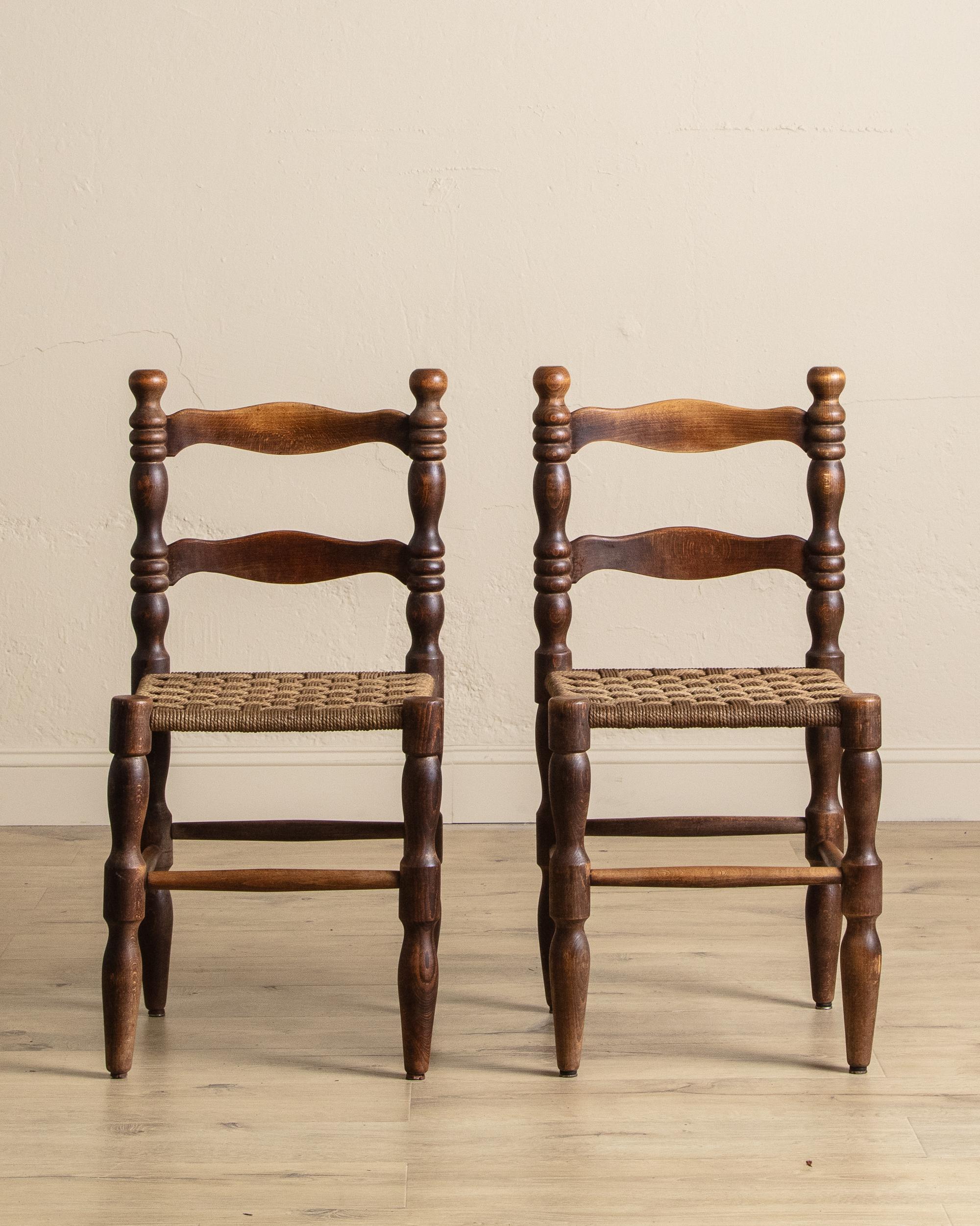 Satz von 6 Brutalist Wood Dining Chairs Manner of Charles Dudouyt, Frankreich, 1940er Jahre (Mitte des 20. Jahrhunderts) im Angebot