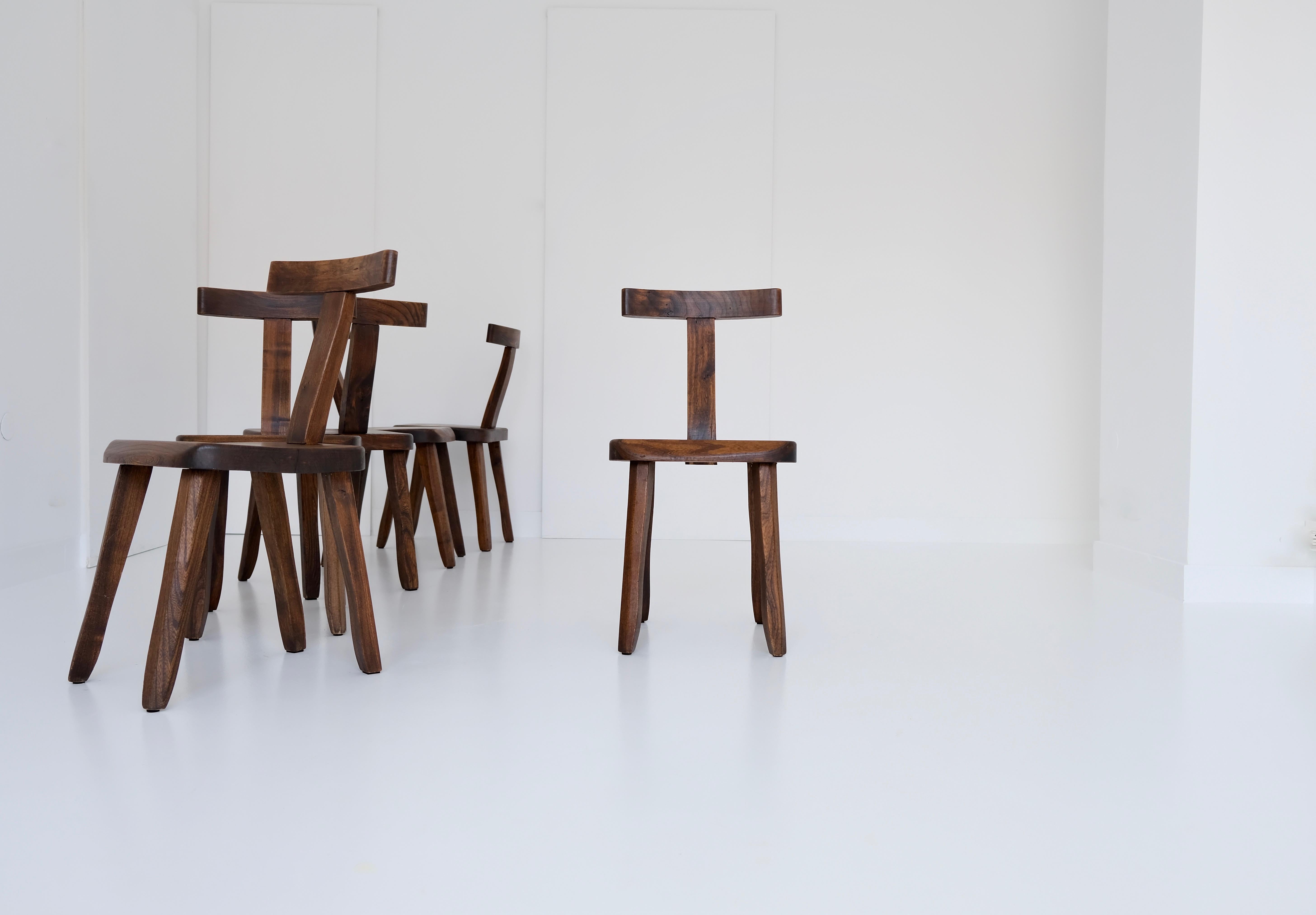 Mid-20th Century Set of 6 Brutalistic, Minimalistic Dining or Side Chairs Made of Elm Wood