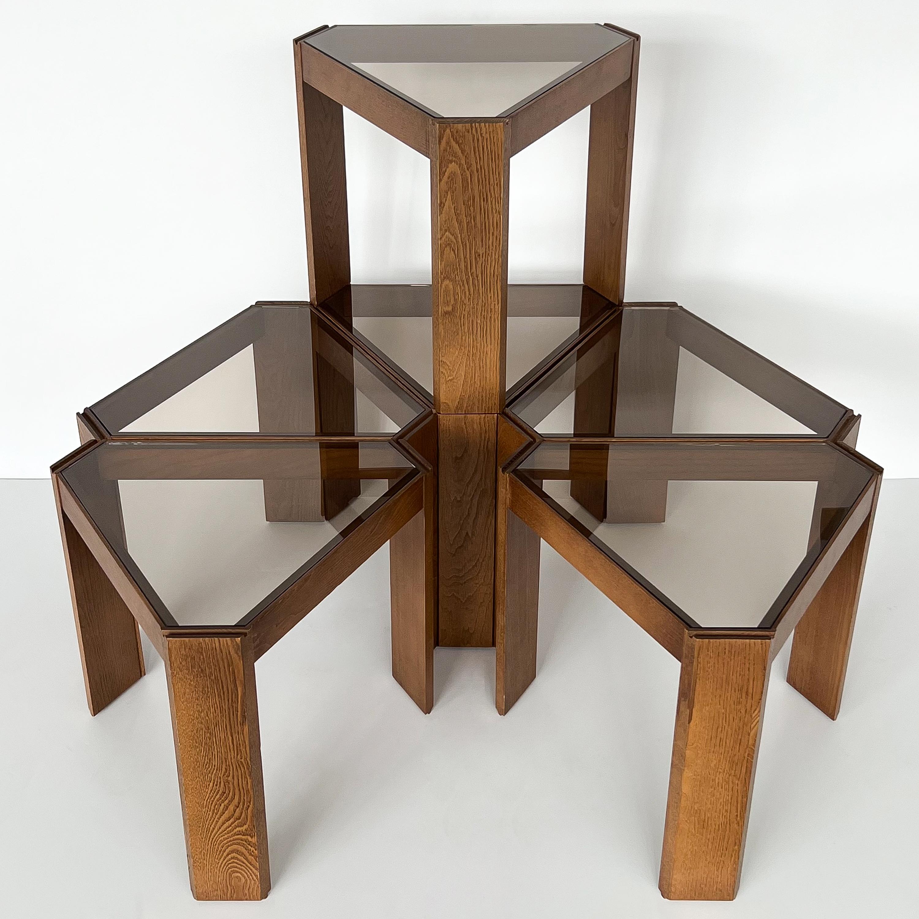 Late 20th Century Set of 6 Bunching Modular Coffee Tables in the Style of Frattini