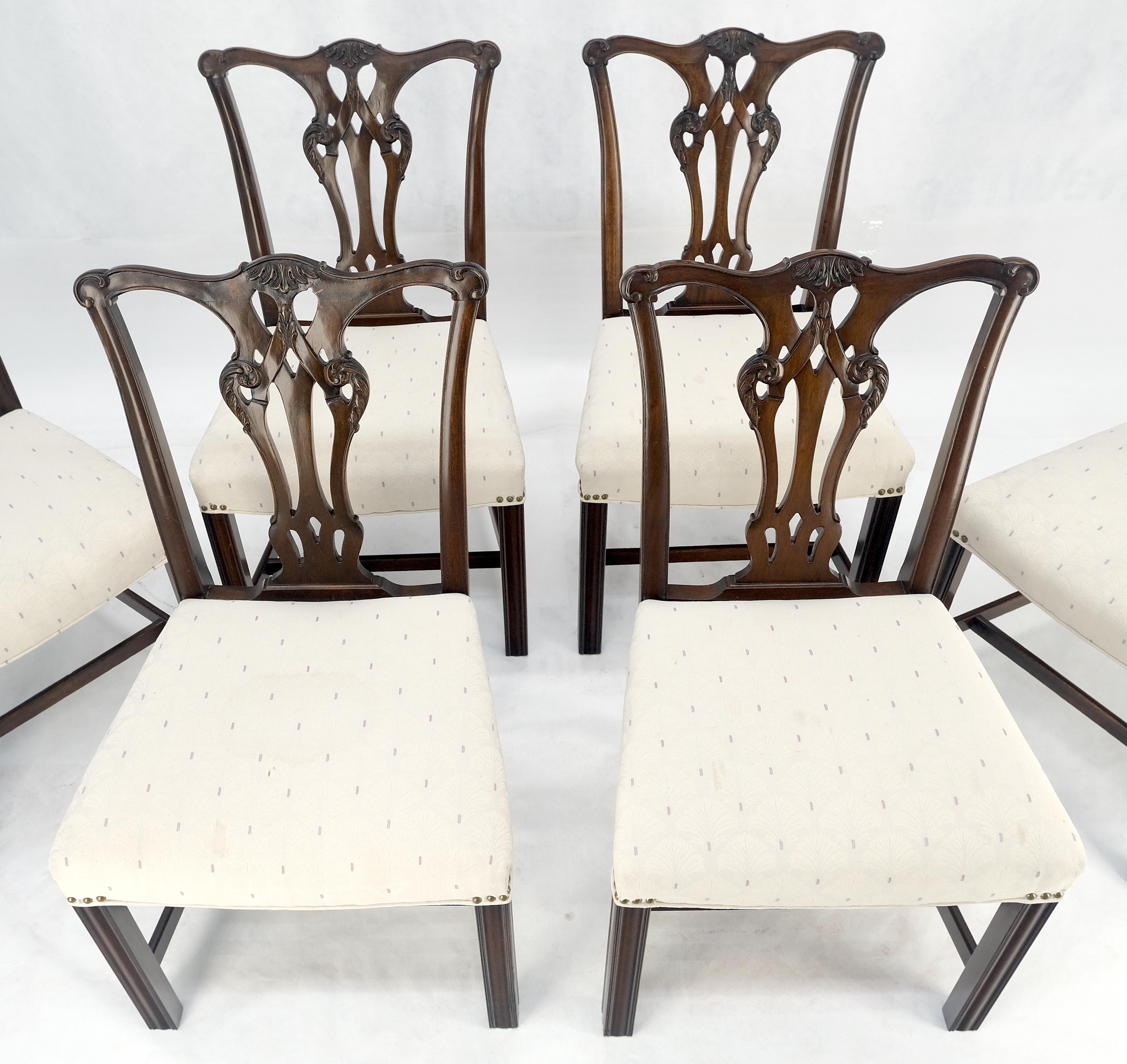Set di 6 sedie in stile Chippendale in mogano finemente intagliato degli anni '40 c.a. Pulite! in vendita 6
