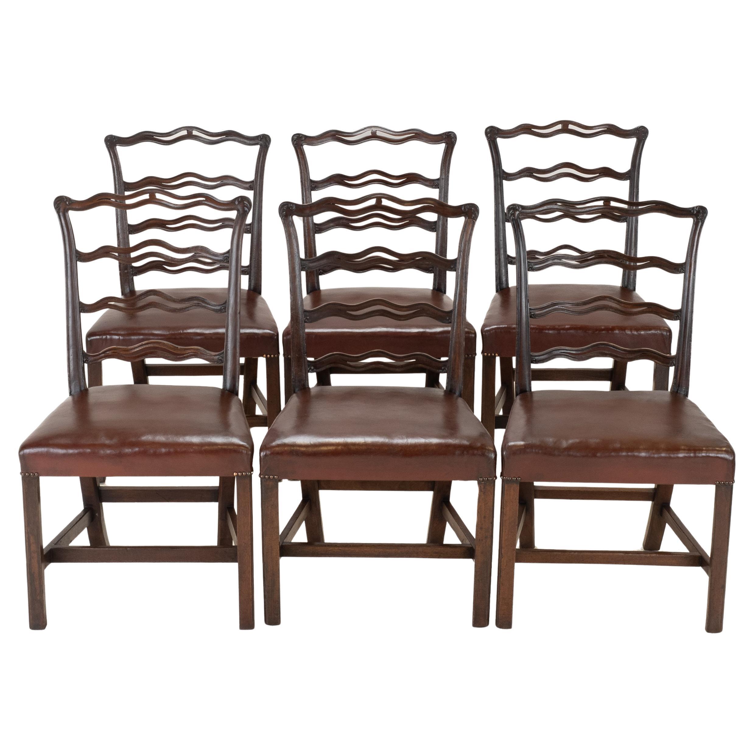 Ensemble de 6 chaises de salle à manger Chippendale en acajou C.I.C. avec assise en cuir