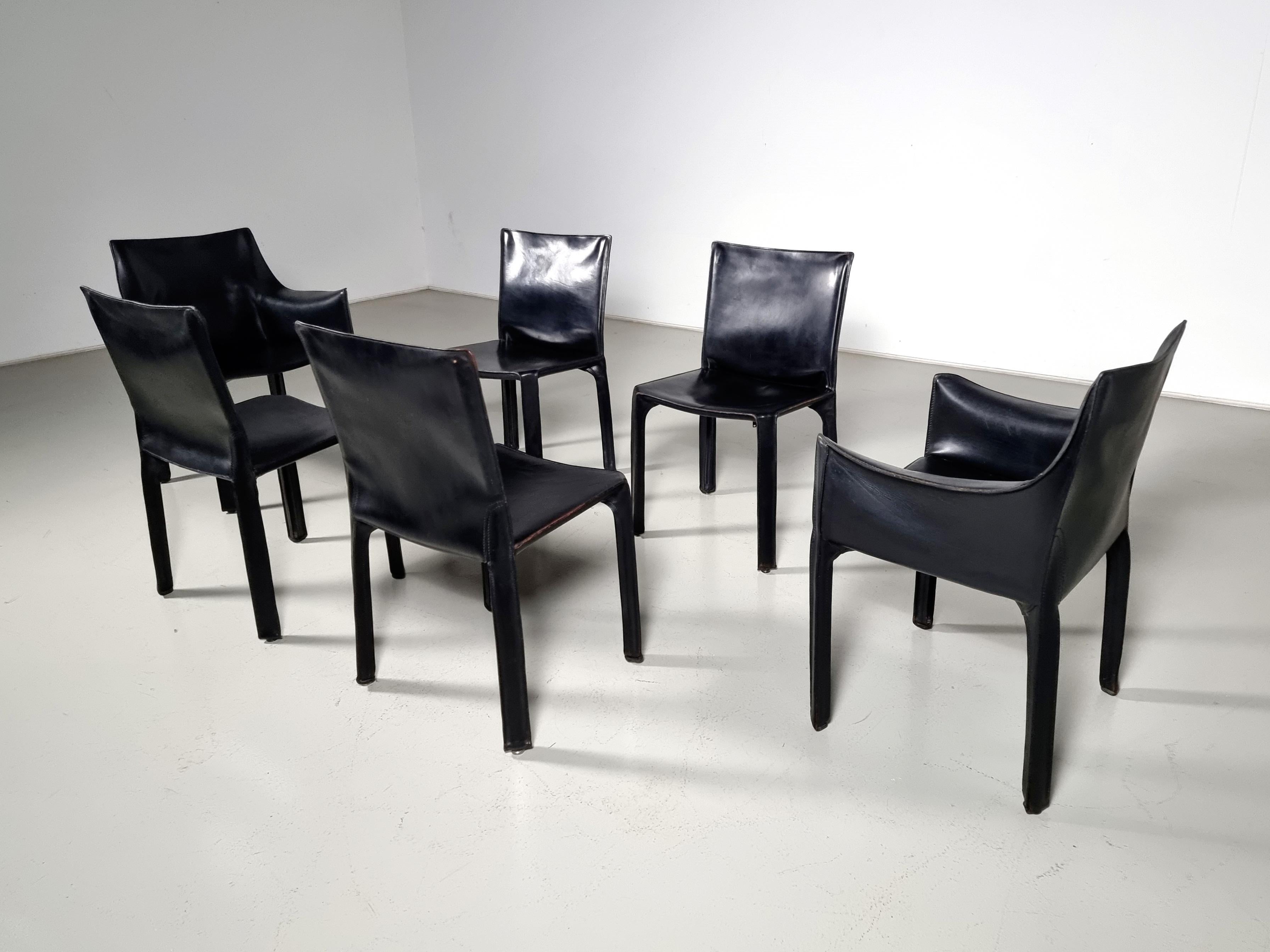 Set of 6 black leather Cab 413 and 412 Chairs by Mario Bellini for Cassina
