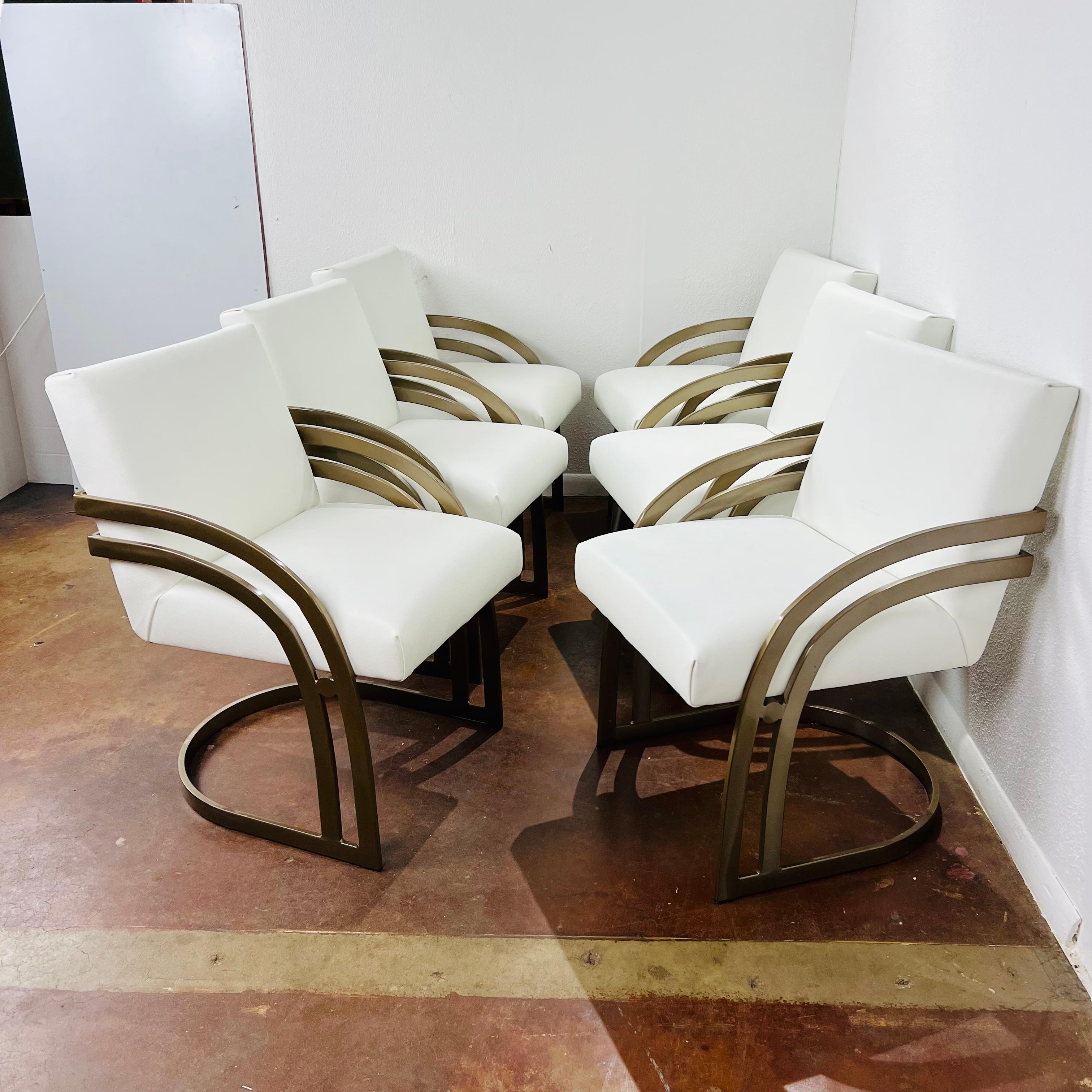Set of 6 Cantilever Chairs in the Style of Milo Baughman In Good Condition In Dallas, TX