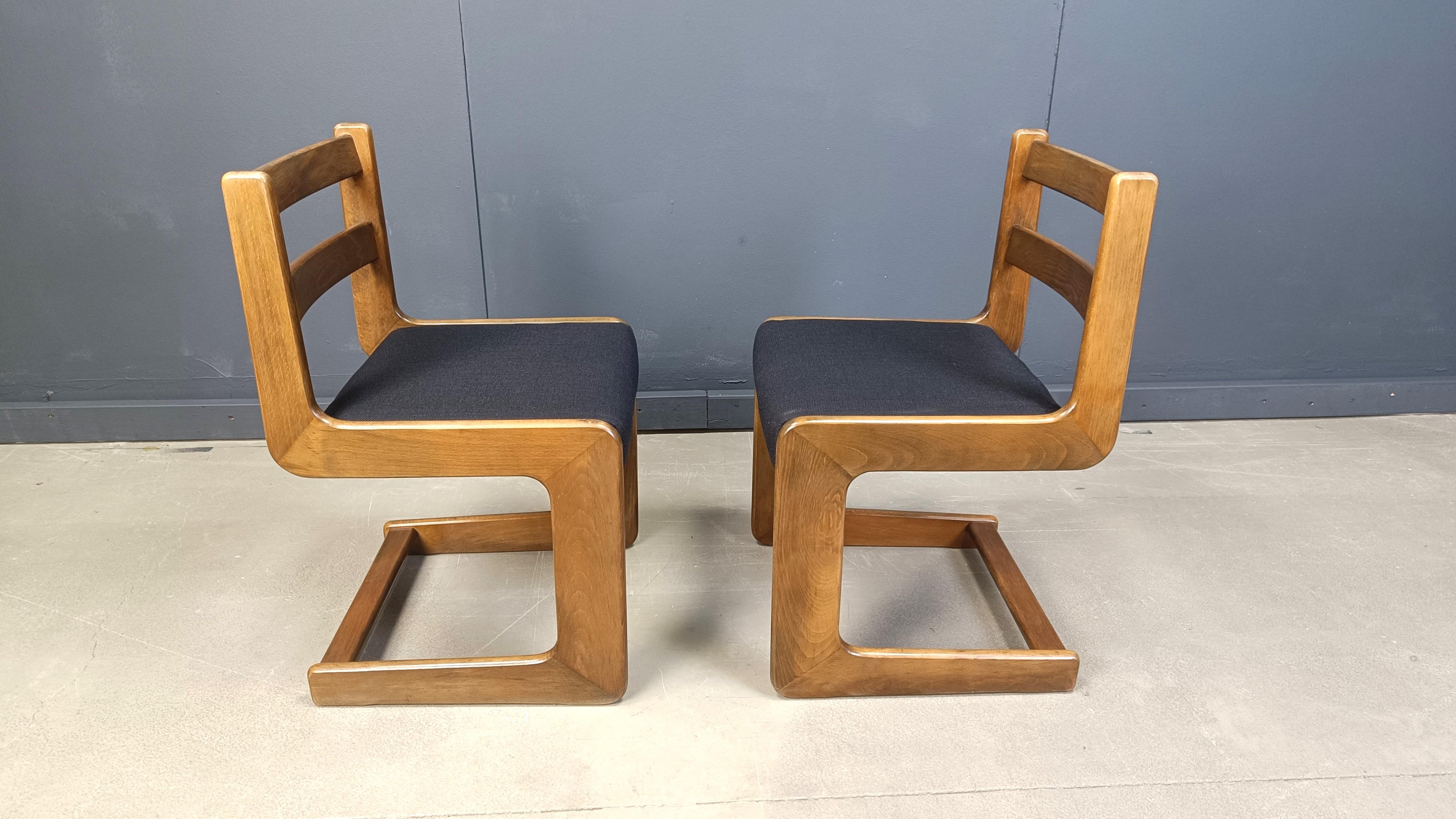Set di 6 sedie da pranzo cantilever di Casala, anni '70 in vendita 4