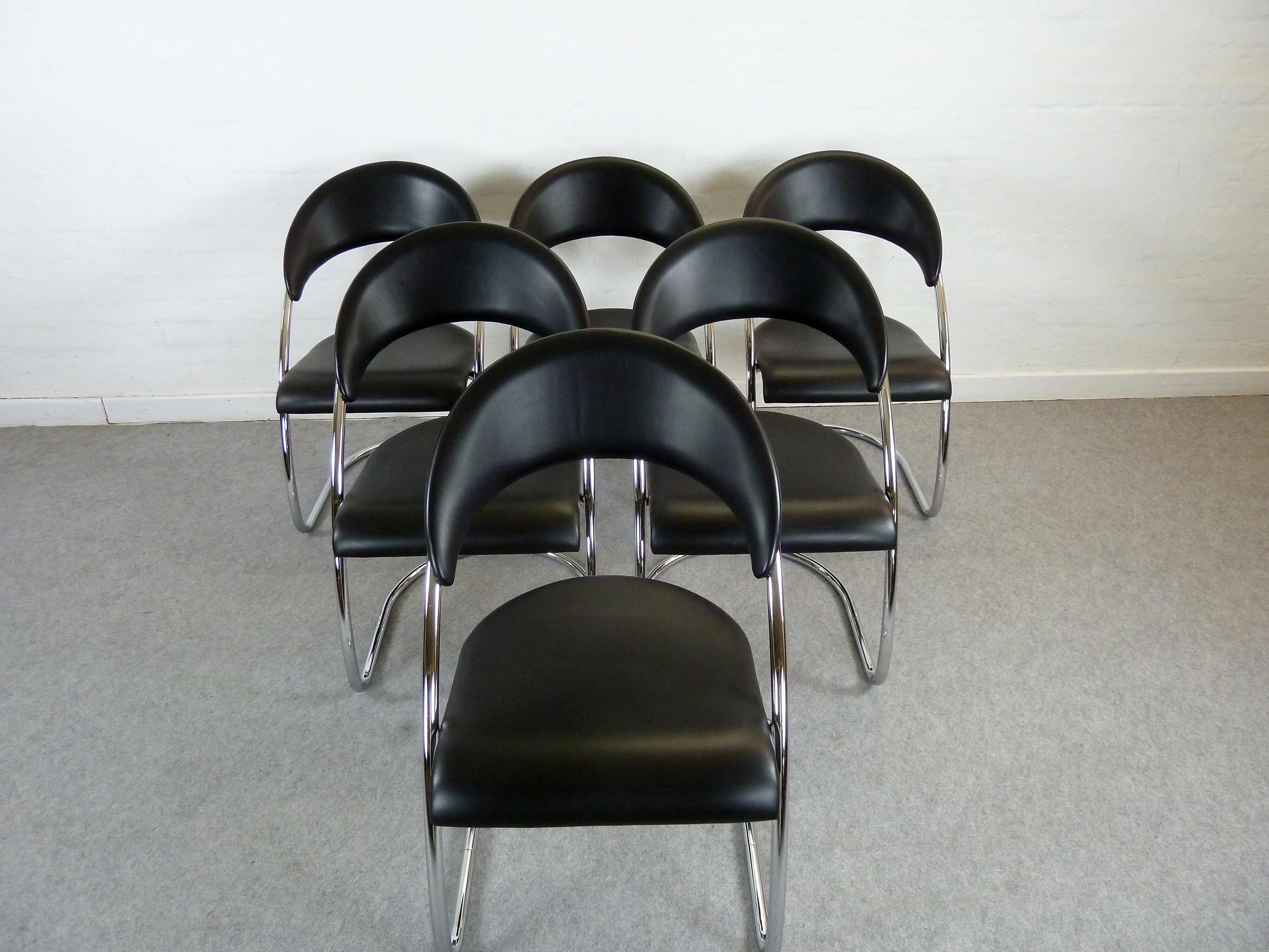 Set of 6 Cantilevered Chairs Thonet Bauhaus Model ST14 Hans Luckhardt For Sale 8
