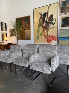 Lot de 6 chaises de la Pace Collection en chrome et tissu, à pieds en porte-à-faux