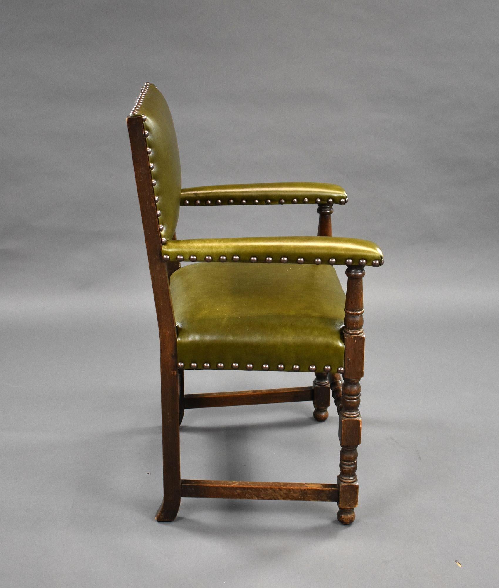 20th Century Set of 6 Carolean Style Oak Dining Chairs