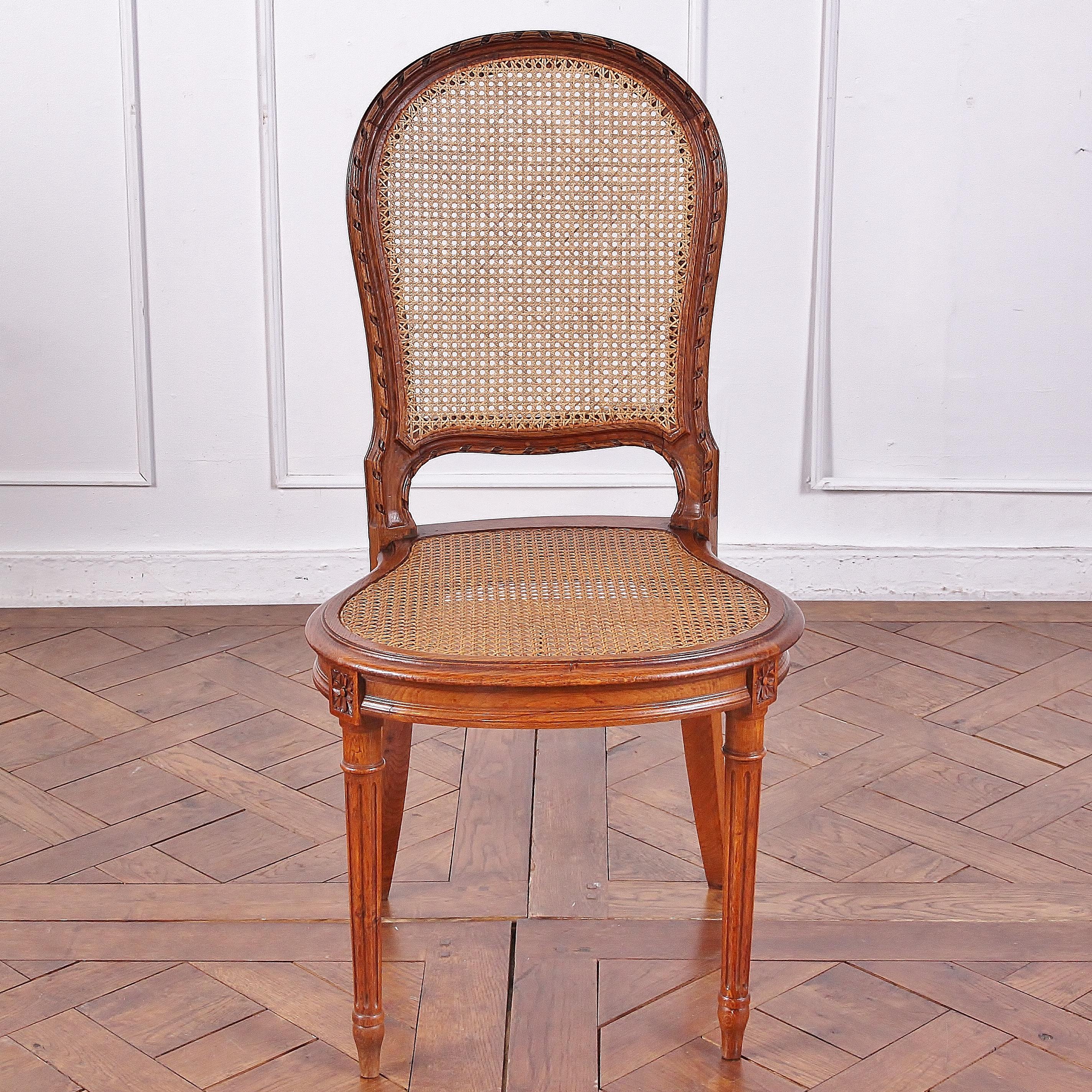 Set of 6 Carved Oak Louis XVI Dining Chairs In Good Condition In Vancouver, British Columbia