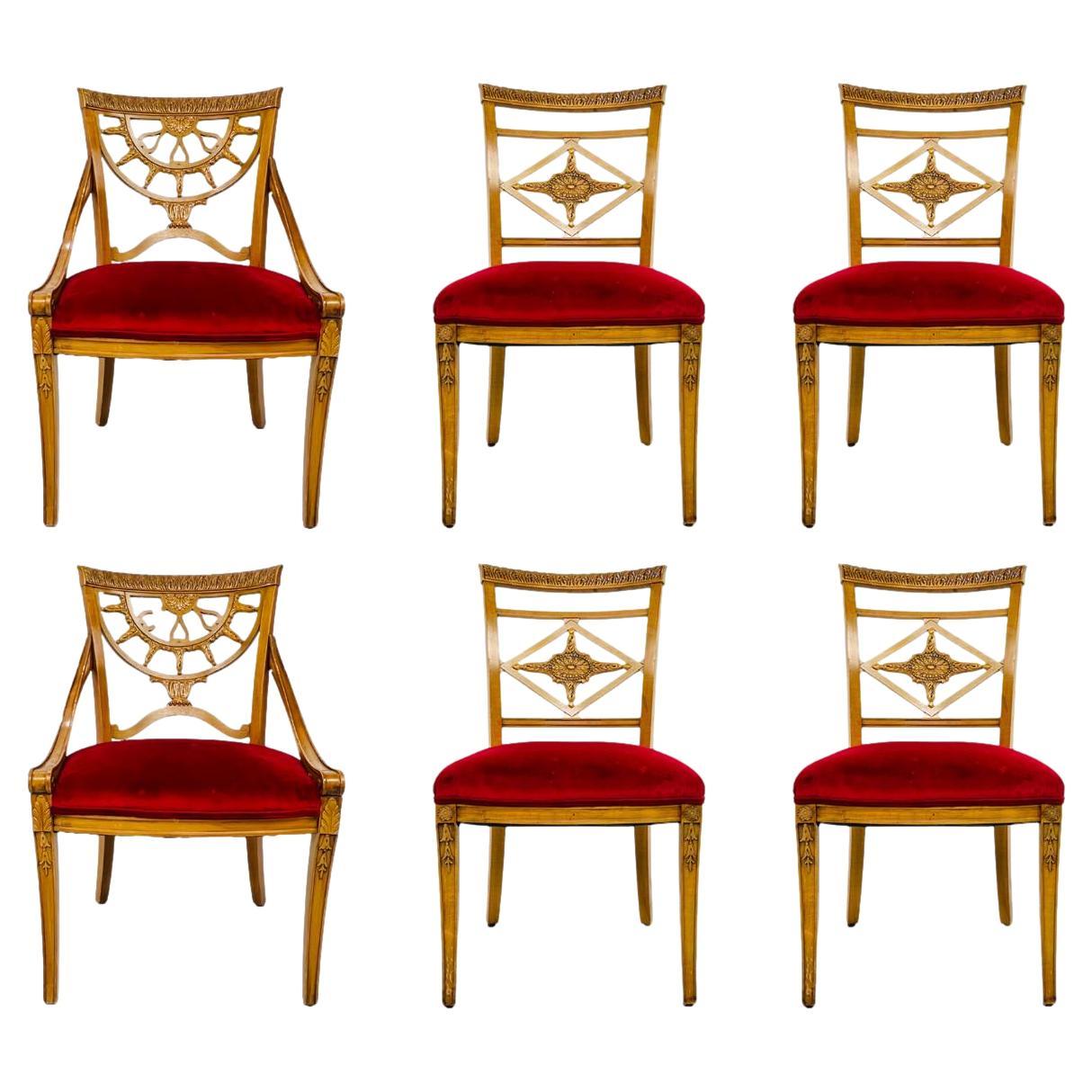 Ensemble de 6 chaises de salle à manger néoclassiques françaises en bois sculpté
