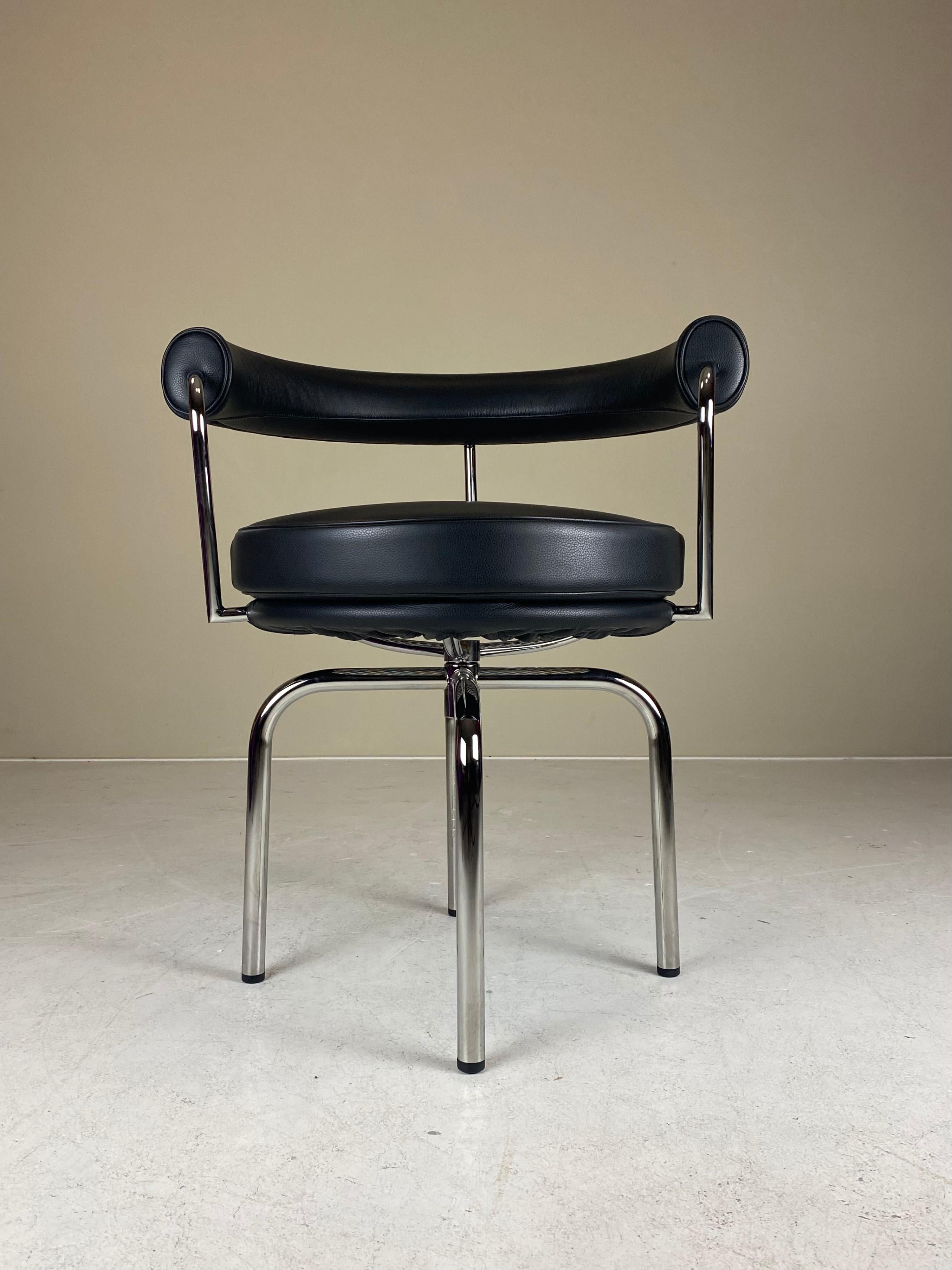 Easily the most elegant piece of Bauhaus design, the LC7 was an immediate hit at the Salon d'Automne in 1929 where it formed part of a collection that Charlotte Perriand co-created with Le Corbusier and Pierre Jeanneret. In fact, the chair was was