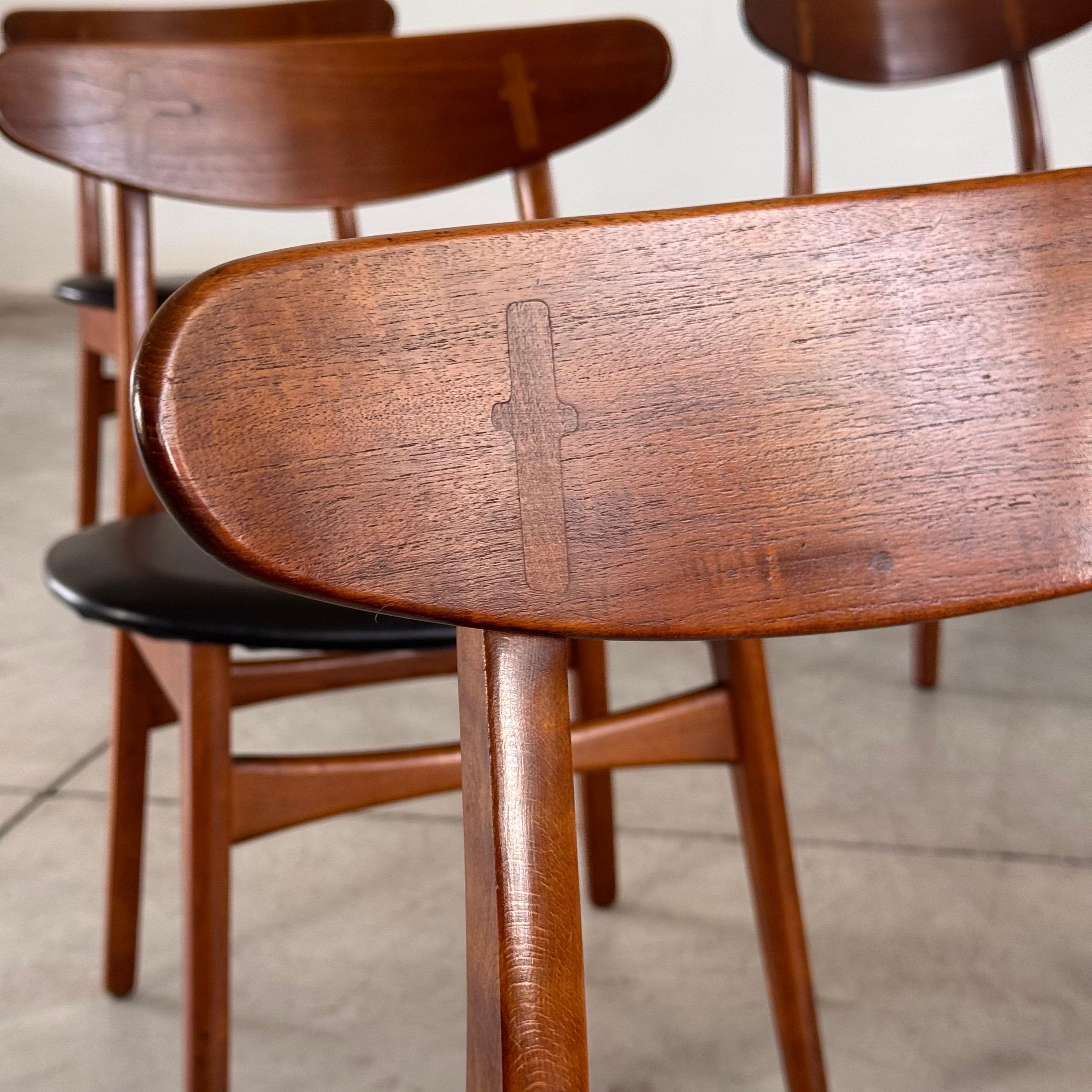 6 CH30 Stühle von Hans J. Wegner in schwarzem Leder, Carl Hansen & Søn, 1952 im Angebot 5