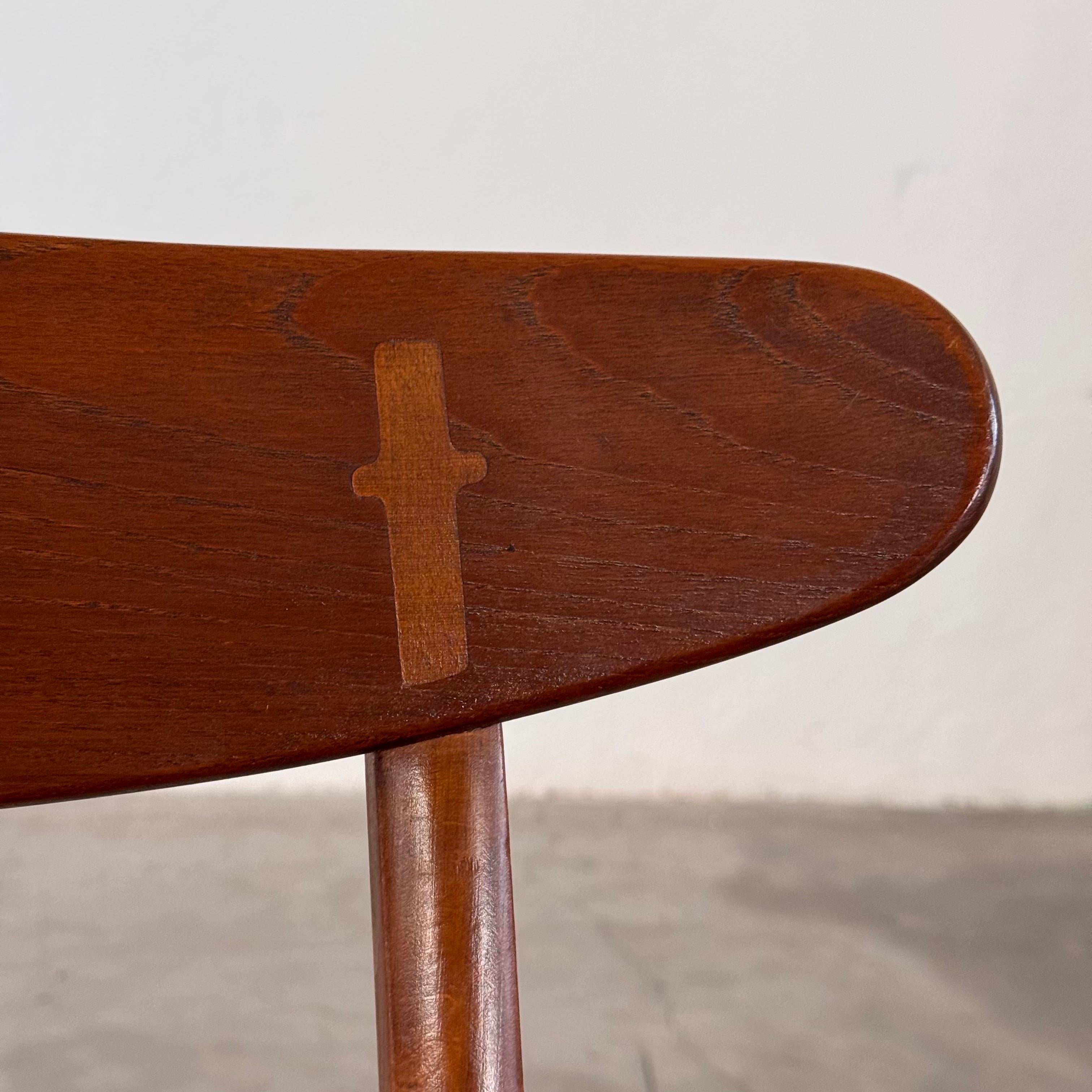 6 CH30 Stühle von Hans J. Wegner in schwarzem Leder, Carl Hansen & Søn, 1952 im Angebot 2