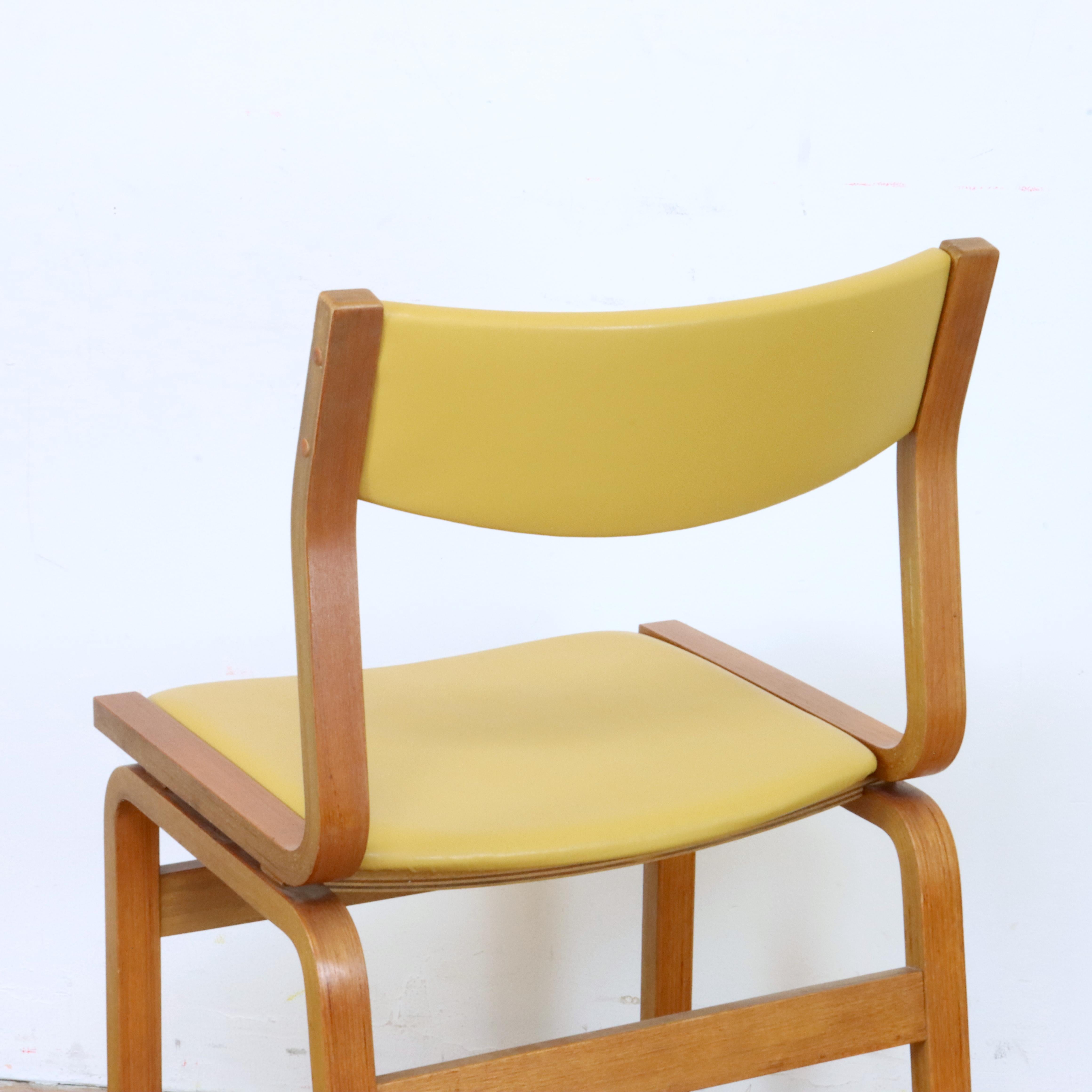Set of 6 Chairs After Arne Jacobsen For Sale 2