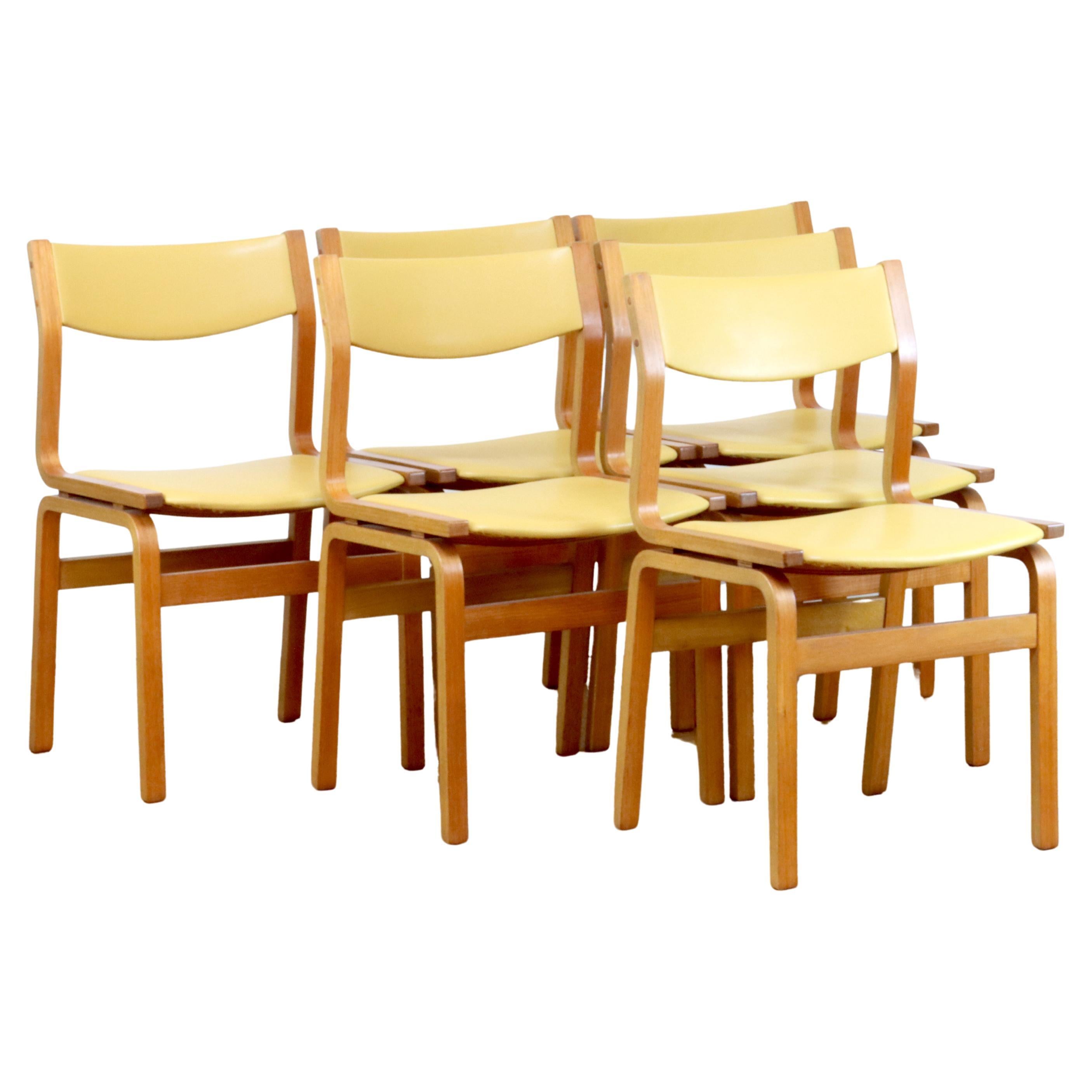 Ensemble de 6 chaises d'après Arne Jacobsen en vente
