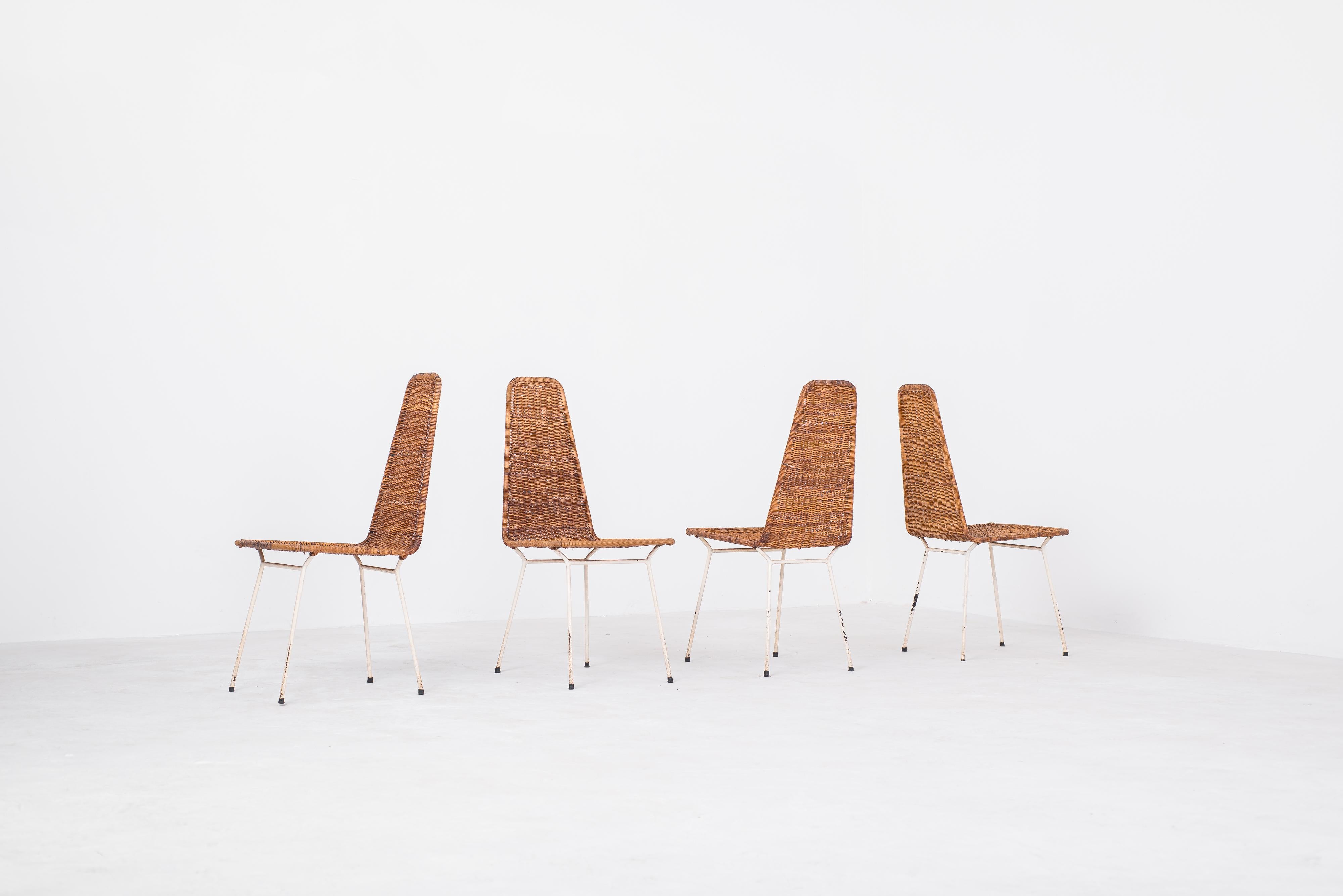Set di 6 sedie attribuite a Martin Eisler, circa 1950. in vendita 5