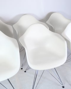 Satz von 6 Eames Dar Eiffel-Stühlen von Charles & Ray Eames für Vitra aus dem Jahr 2011