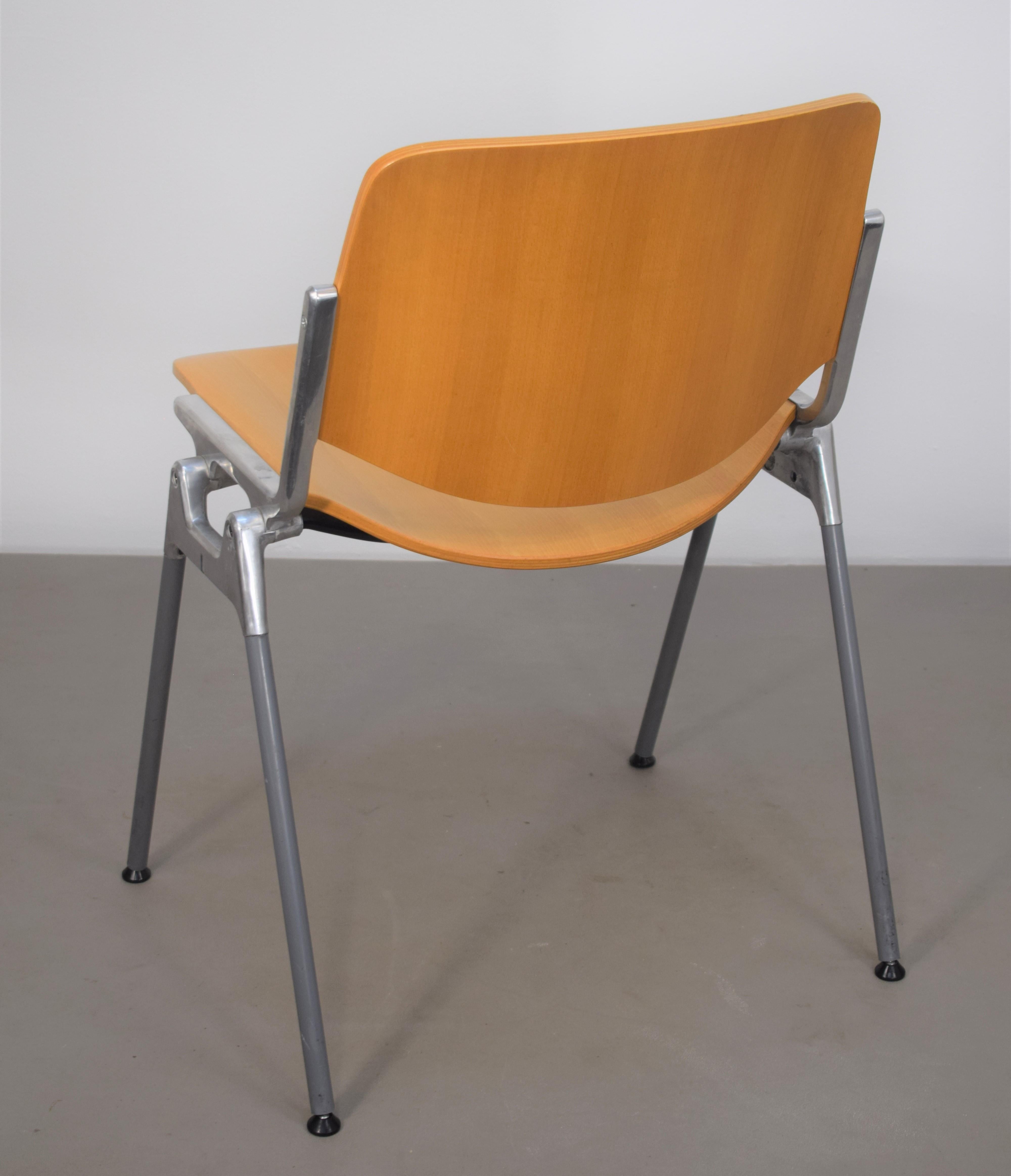 Set of 6 Chairs by Giancarlo Piretti for a. Castelli, Model 