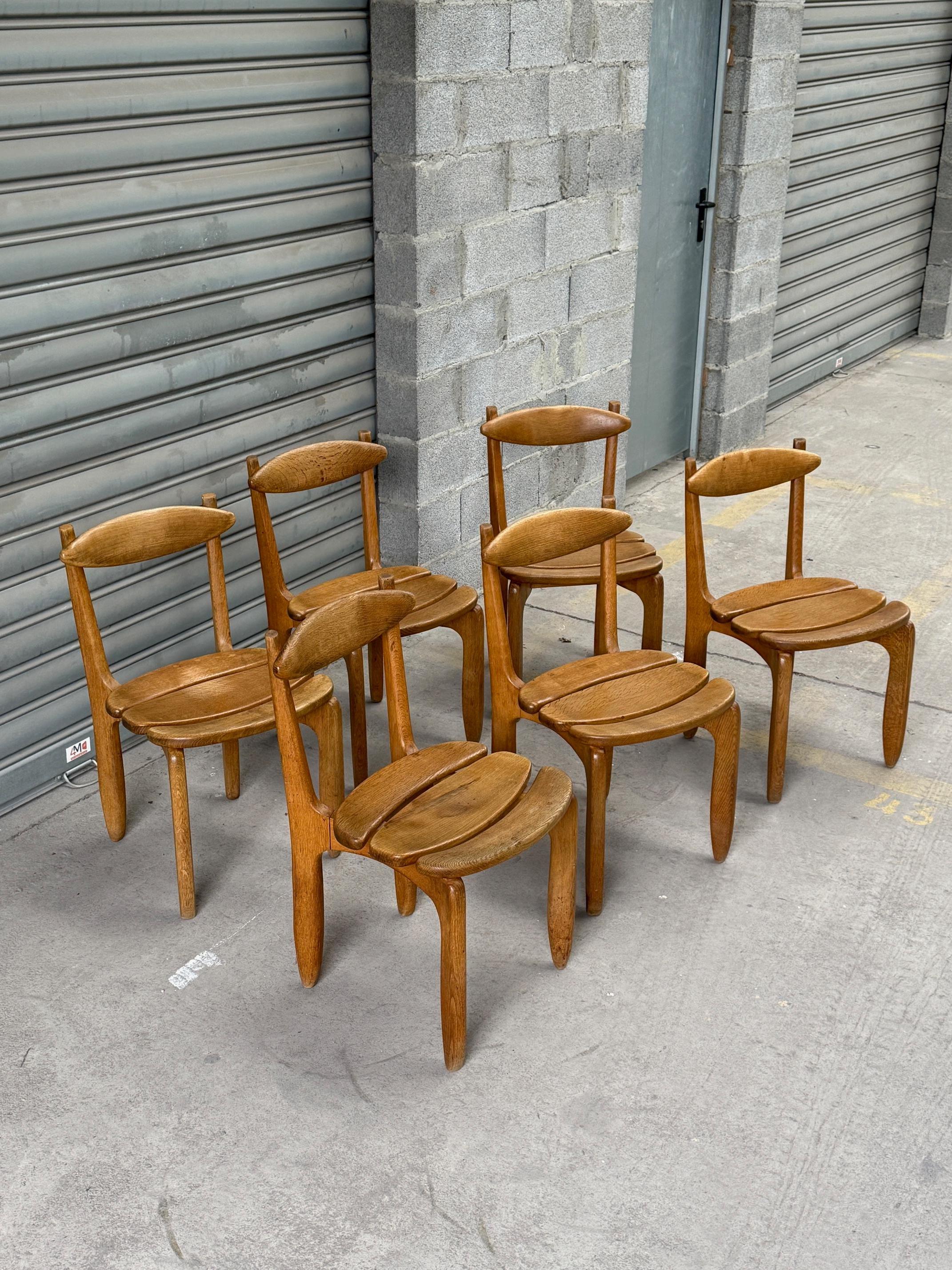 Milieu du XXe siècle Ensemble de 6 chaises par Guillerme et Chambron, France, vers les années 1960 en vente