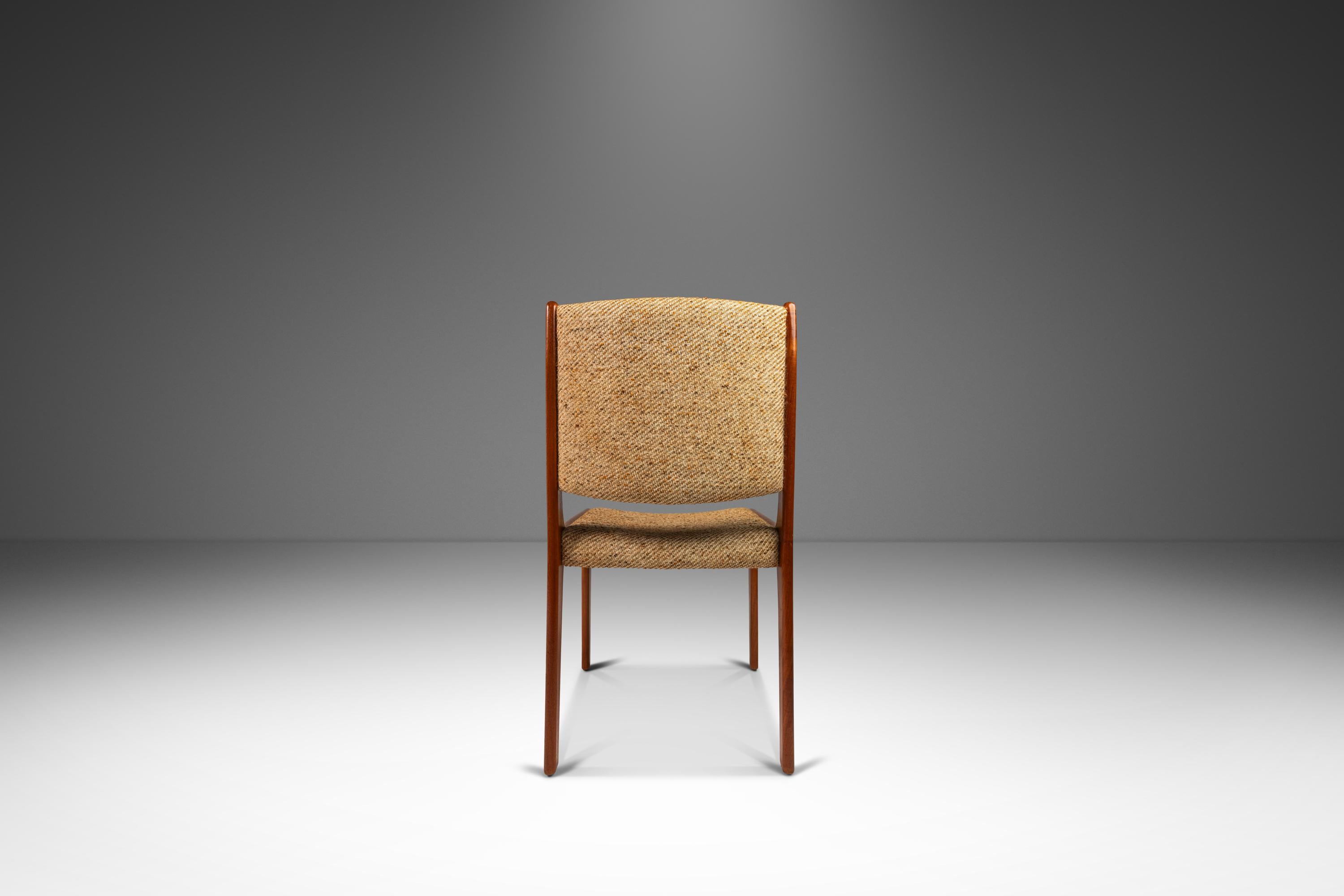 Late 20th Century Set of 6 Chairs by Johannes Andersen for Farsø Stolefabrik, Denmark, c. 1970's For Sale