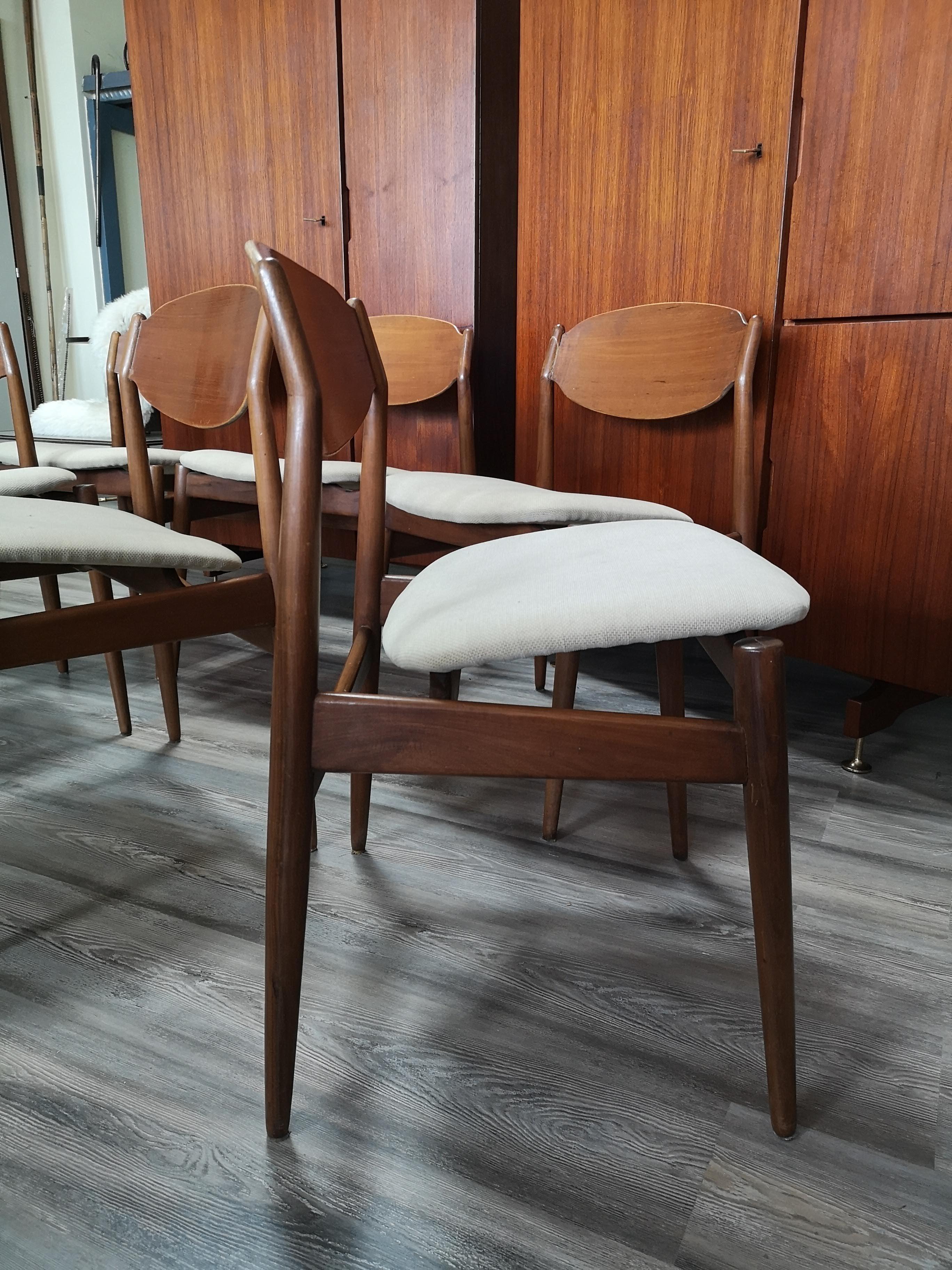 Ensemble de 6 chaises par Leonardo Fiori pour ISA, Italie, années 1960 en vente 3
