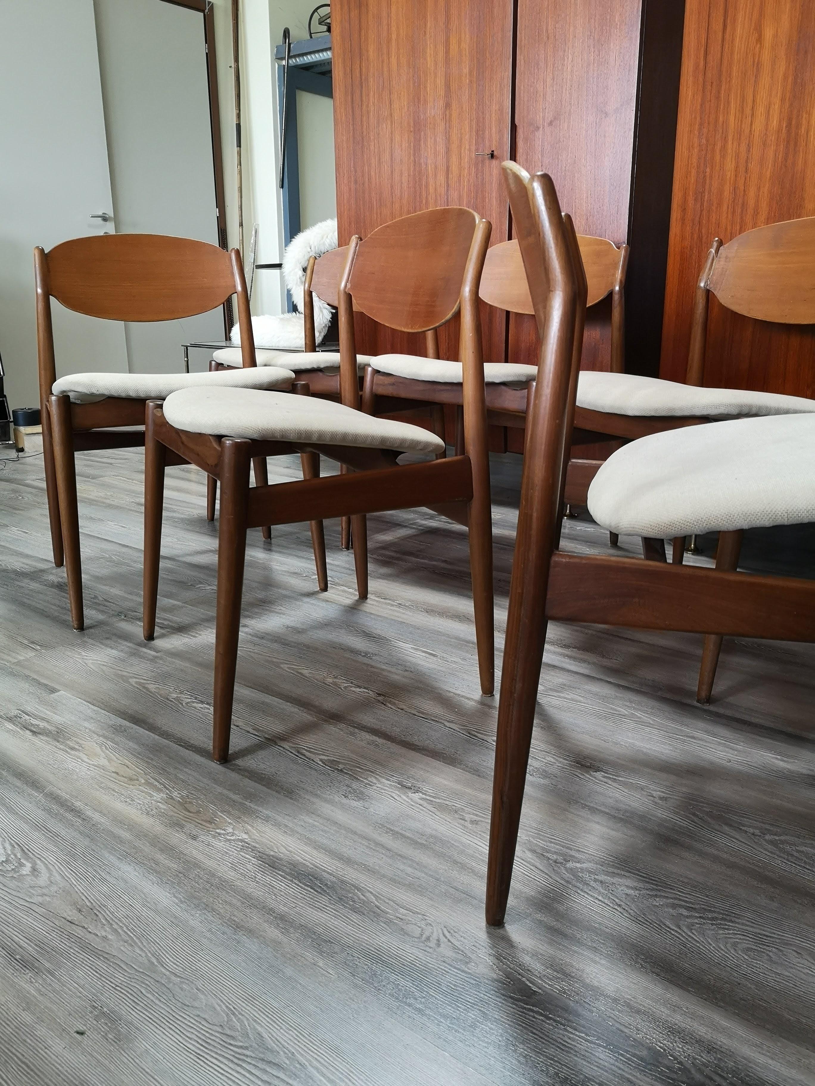 Set of 6 Chairs by Leonardo Fiori for ISA, Italy, 1960s For Sale 4