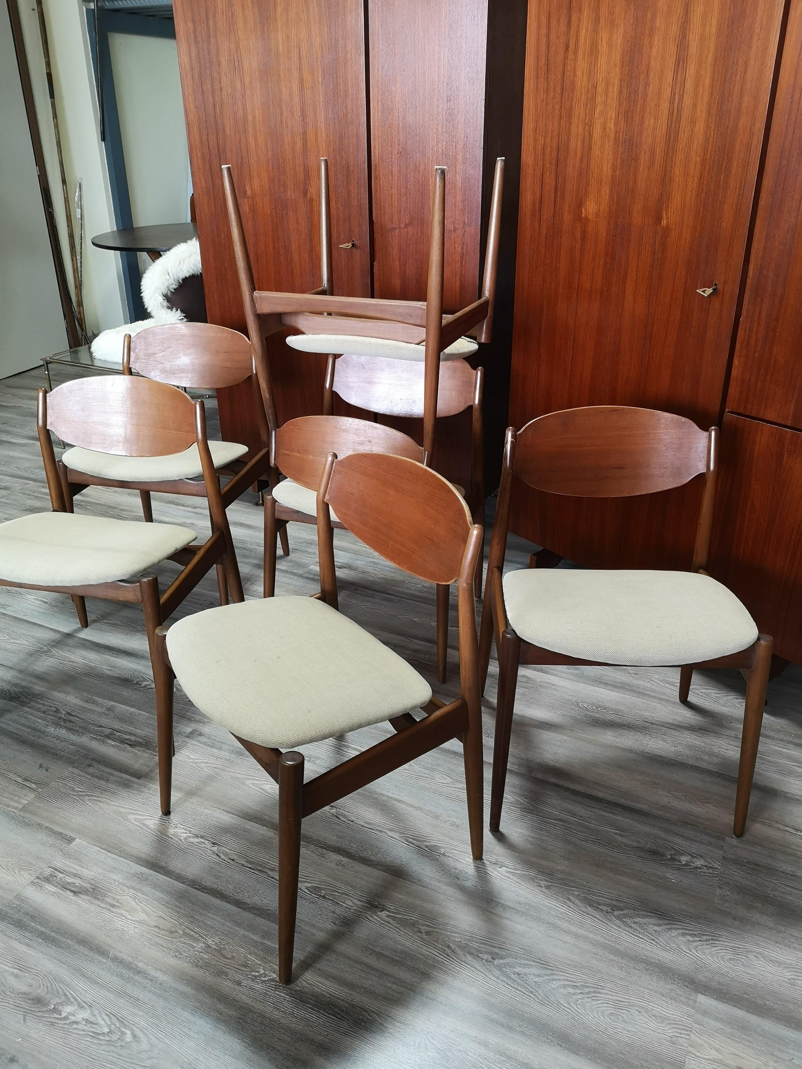 Italian Set of 6 Chairs by Leonardo Fiori for ISA, Italy, 1960s For Sale