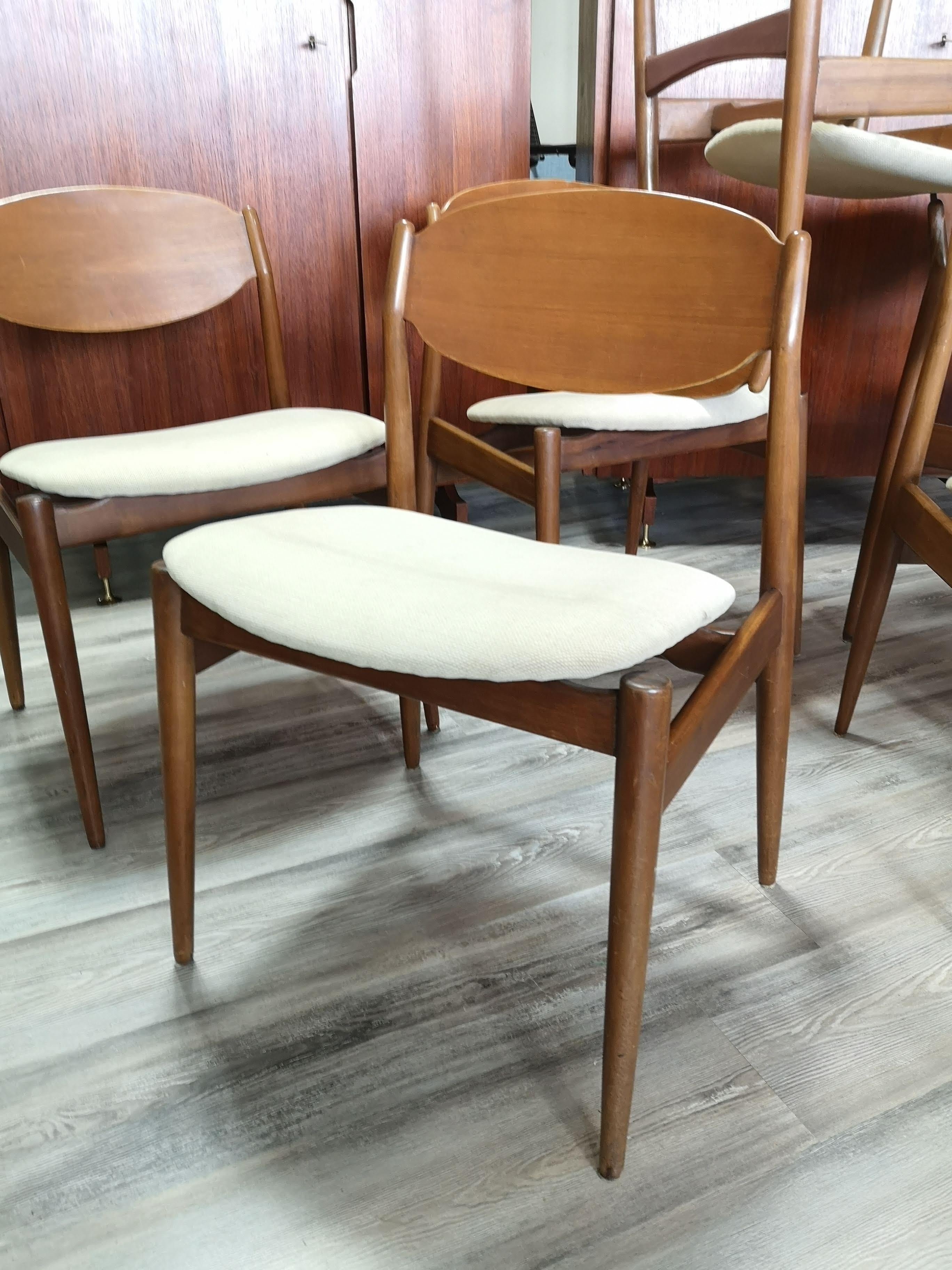 Fabric Set of 6 Chairs by Leonardo Fiori for ISA, Italy, 1960s For Sale