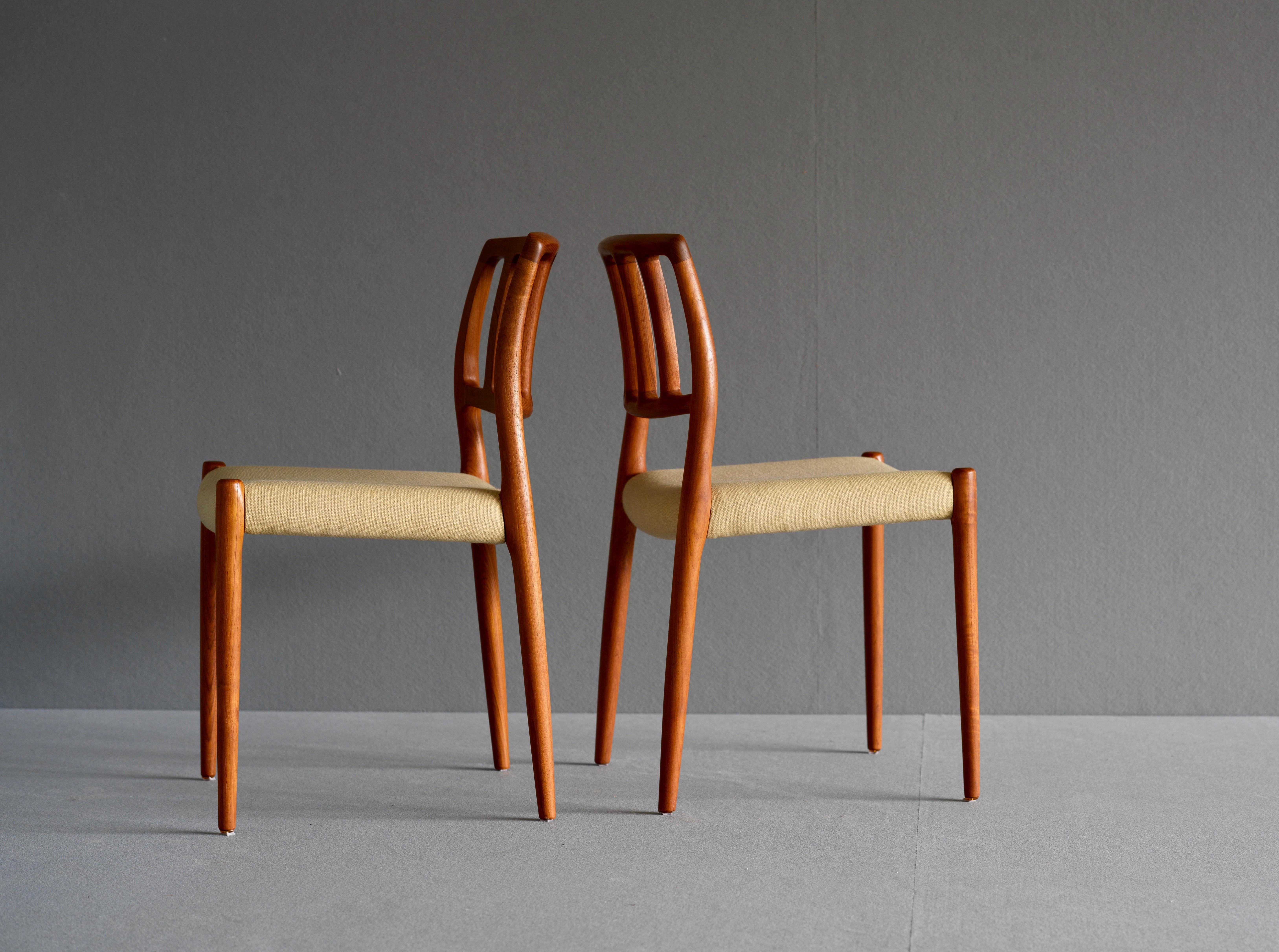 Danish Set of 6 Chairs by Neils Moller in Teak For Sale