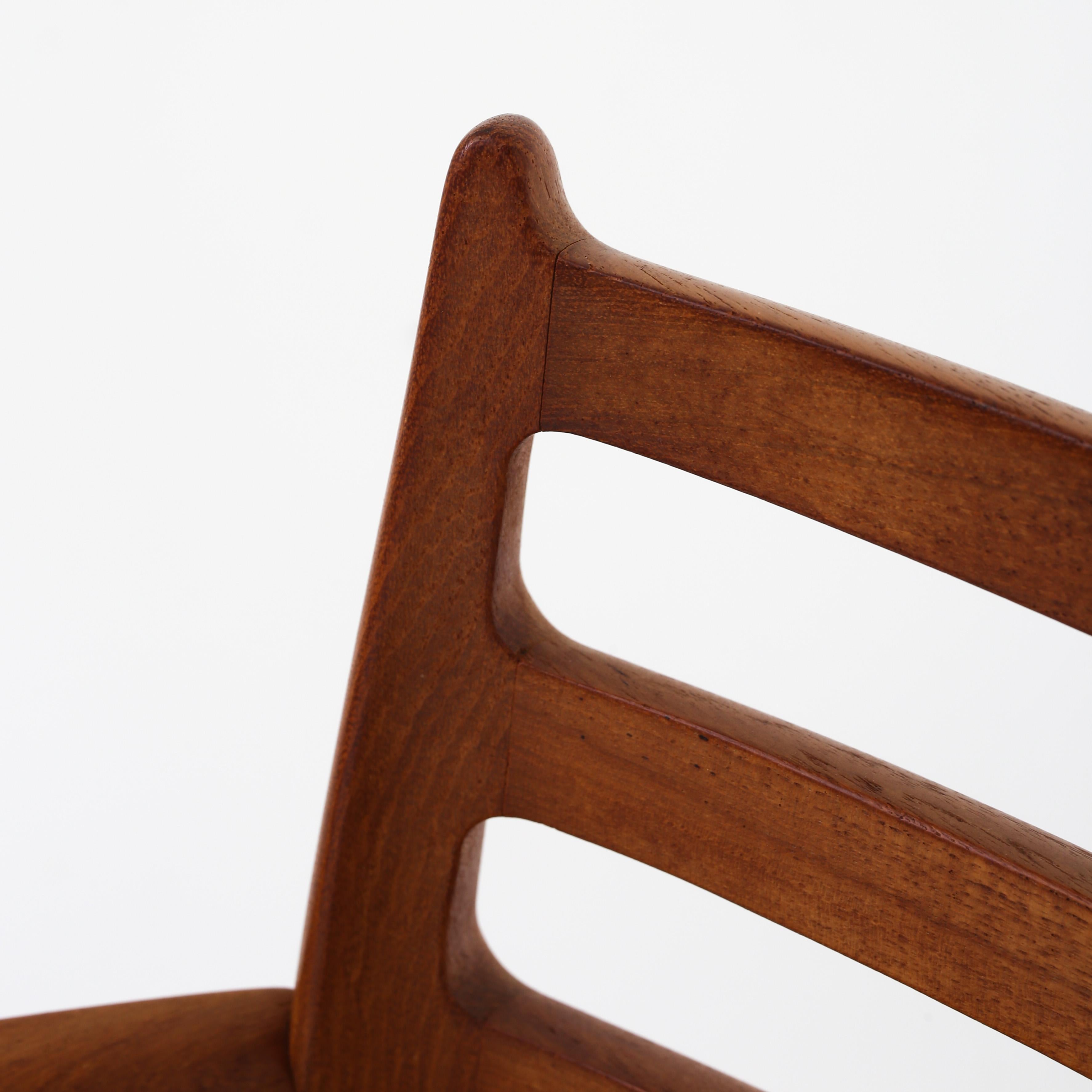 Teak Set of 6 Chairs by Niels O. Møller