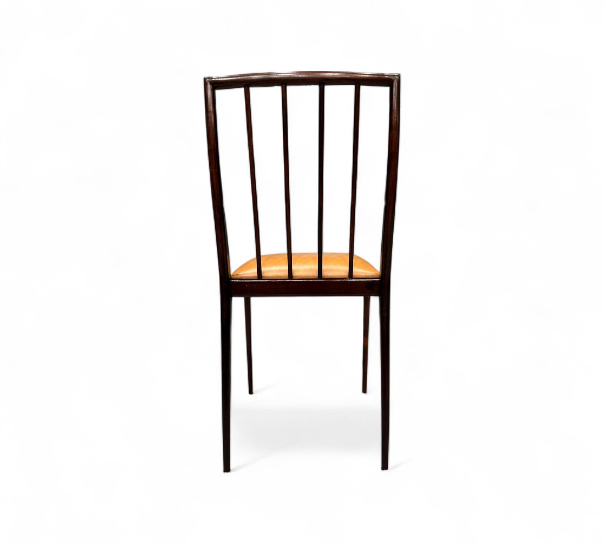 Set of 6 Chairs in Hardwood & Leather by Geraldo de Barros, c. 1950 For Sale 3