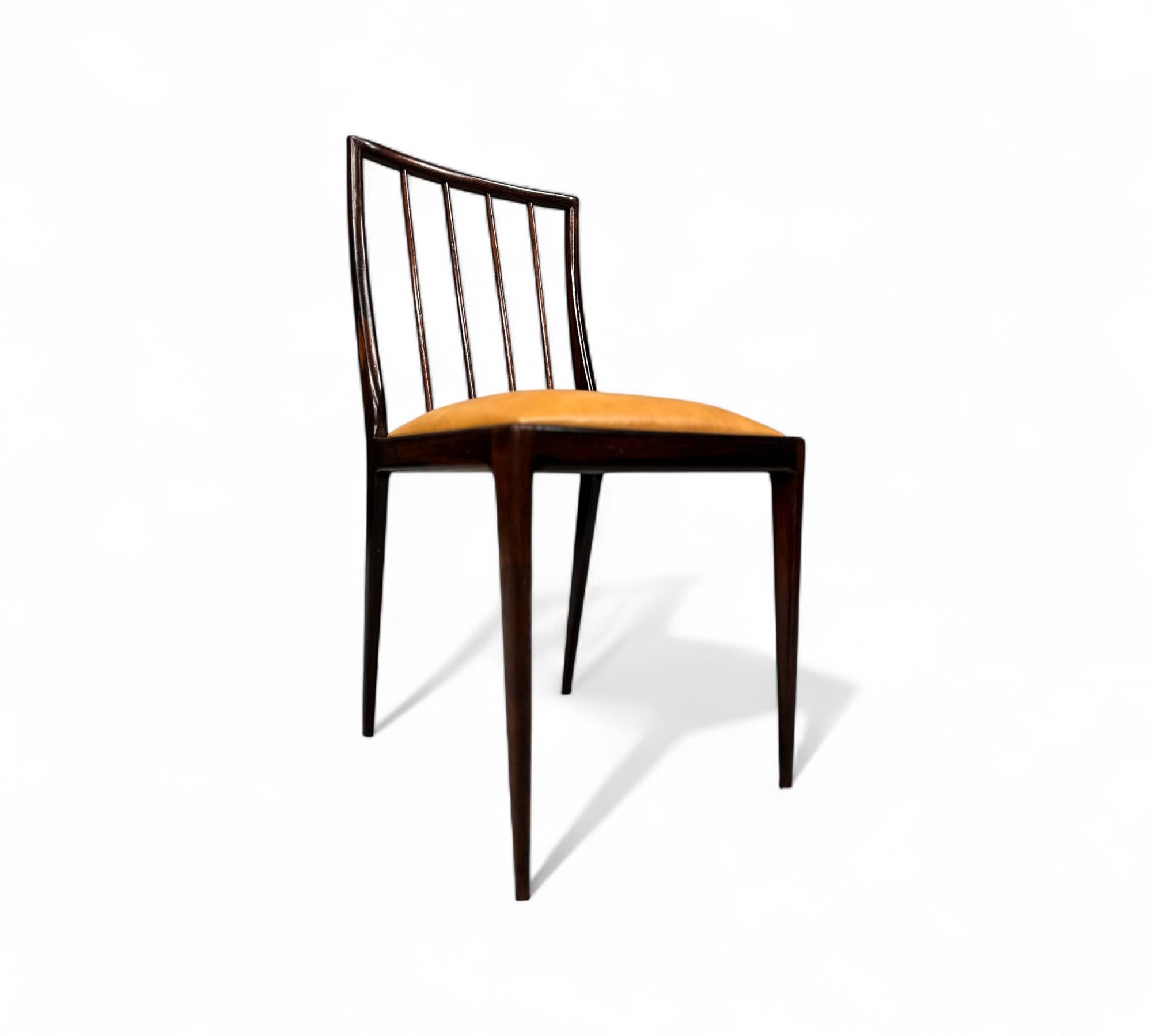 Set of 6 Chairs in Hardwood & Leather by Geraldo de Barros, c. 1950 For Sale 6