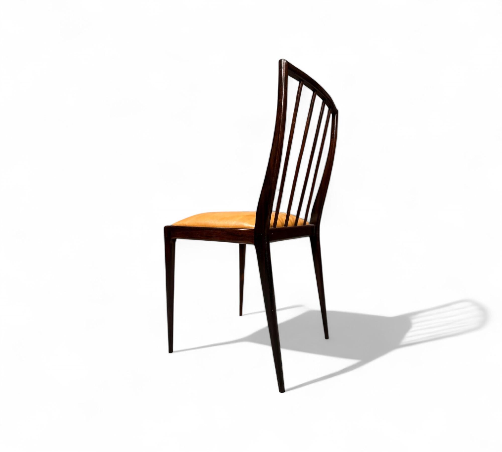 Set of 6 Chairs in Hardwood & Leather by Geraldo de Barros, c. 1950 For Sale 1