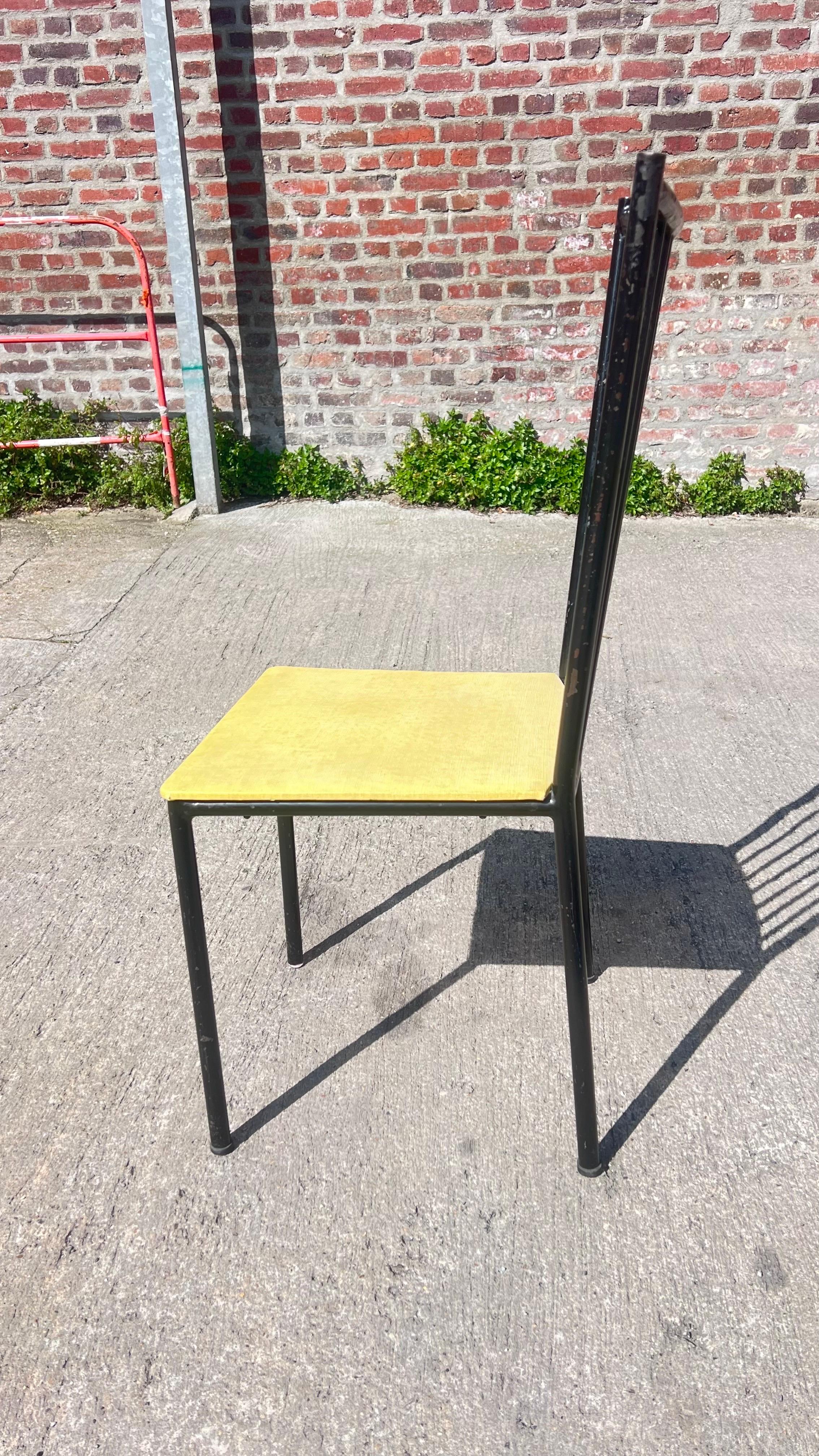 set di sei sedie in metallo e rivestimento originale 
attribuita a Colette Gulden, che ha disegnato per Primavera Magasin le Printemps.