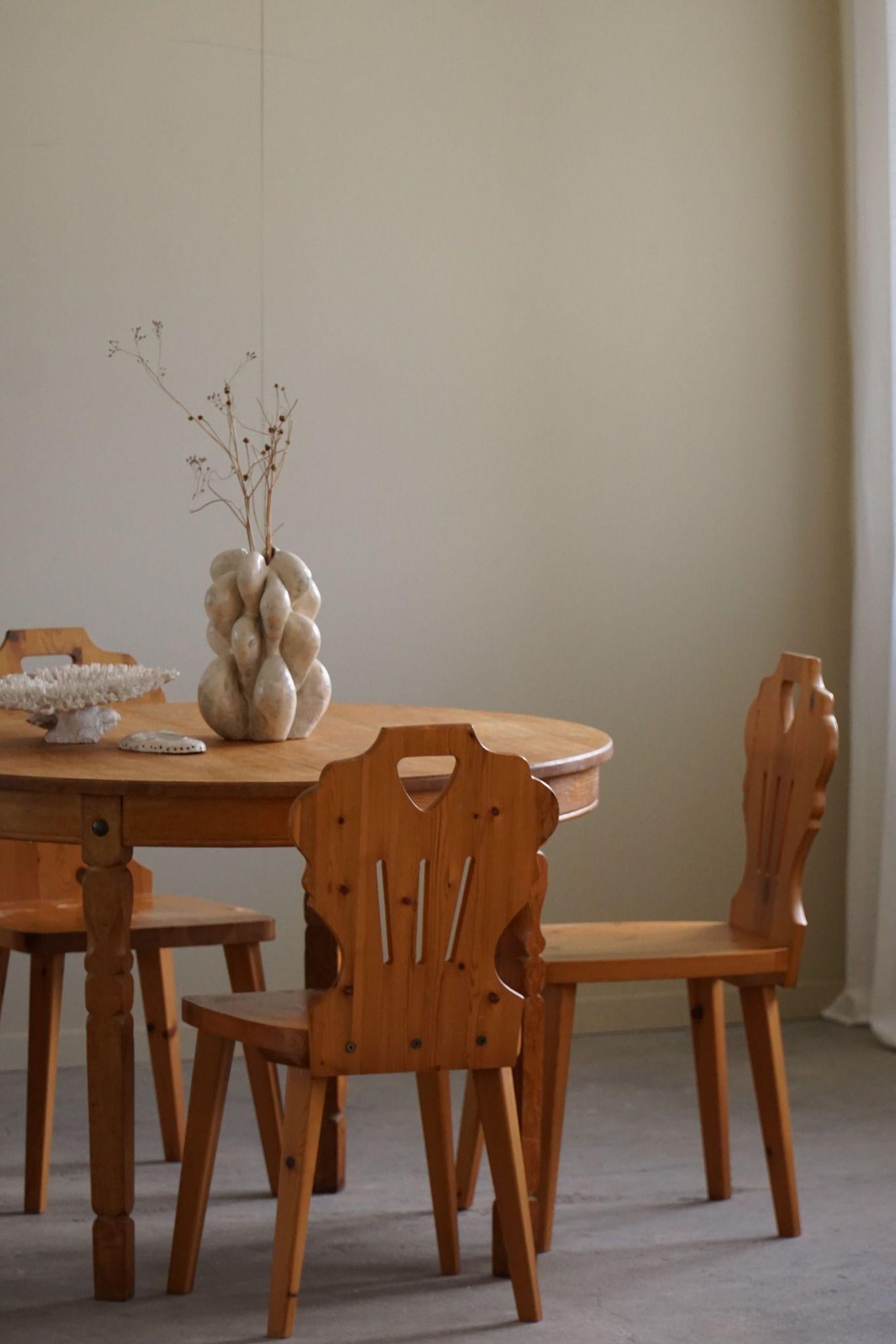 Set of 6 Chairs in Pine, by a Swedish Cabinetmaker, Scandinavian Modern, 1960s For Sale 3