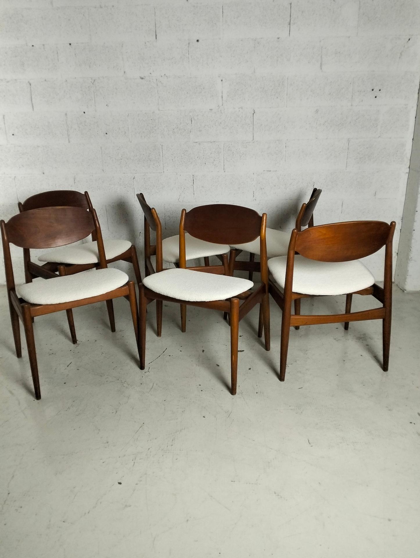 Italiano Set di 6 sedie in bouclè bianco di Leonardo Fiori per Isa Bergamo anni '60 in vendita