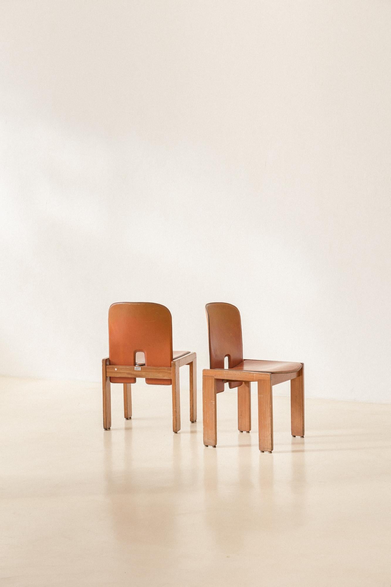 Imitation cuir Ensemble de 6 chaises modèle 925 2, Afra & Tobia Scarpa, 1966, design du milieu du siècle dernier en vente