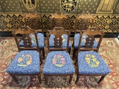 Set of 6 chairs – Victorian English style – Carved wood & embroidered tapestry