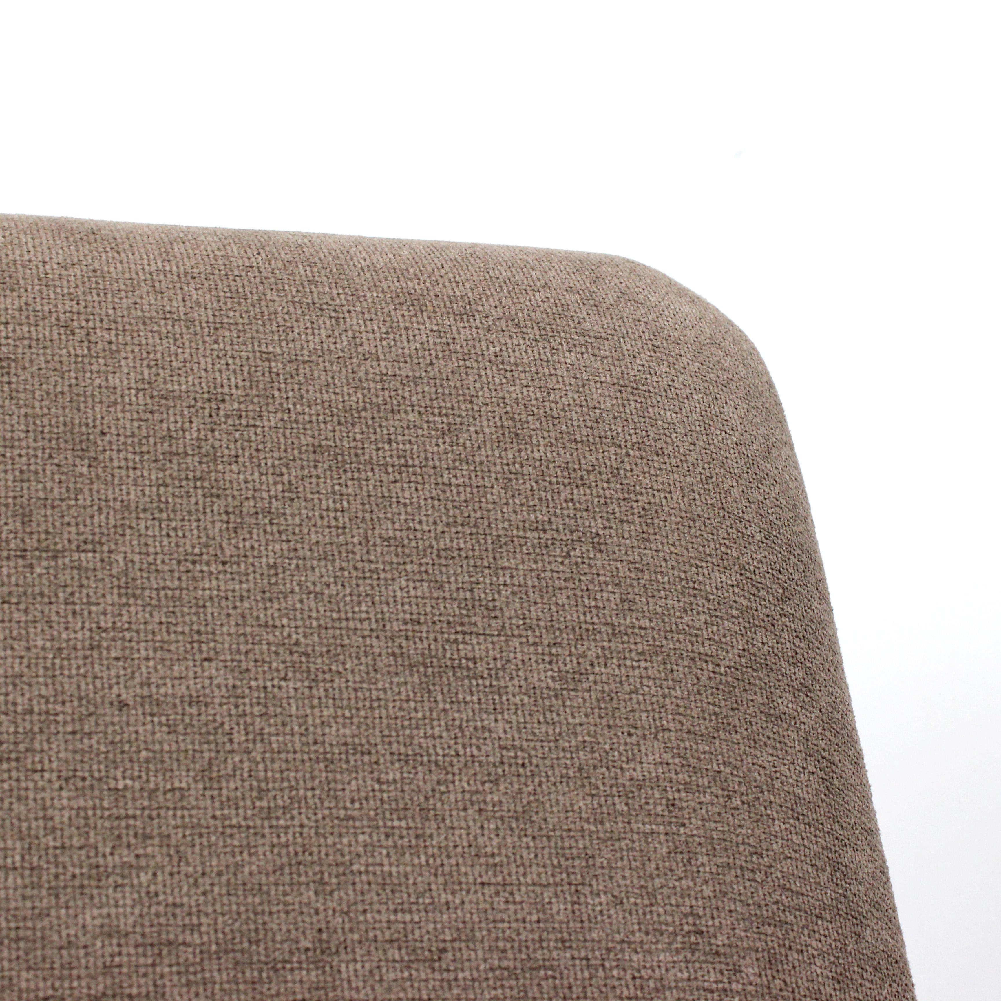 Lot de 6 chaises avec structure en tube d'acier chromé et chenille couleur noyer. en vente 2