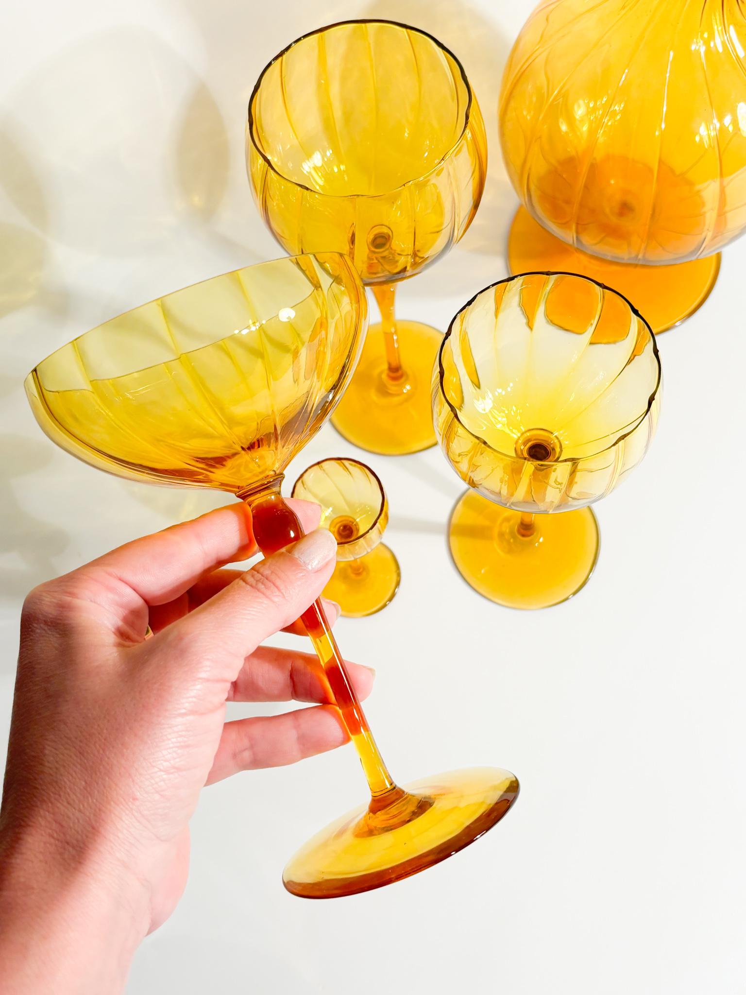Set of 6 Champagne Glasses, Wine, Water, Rosolio and Bottle in Murano Glass 1940 In Good Condition For Sale In Milano, MI