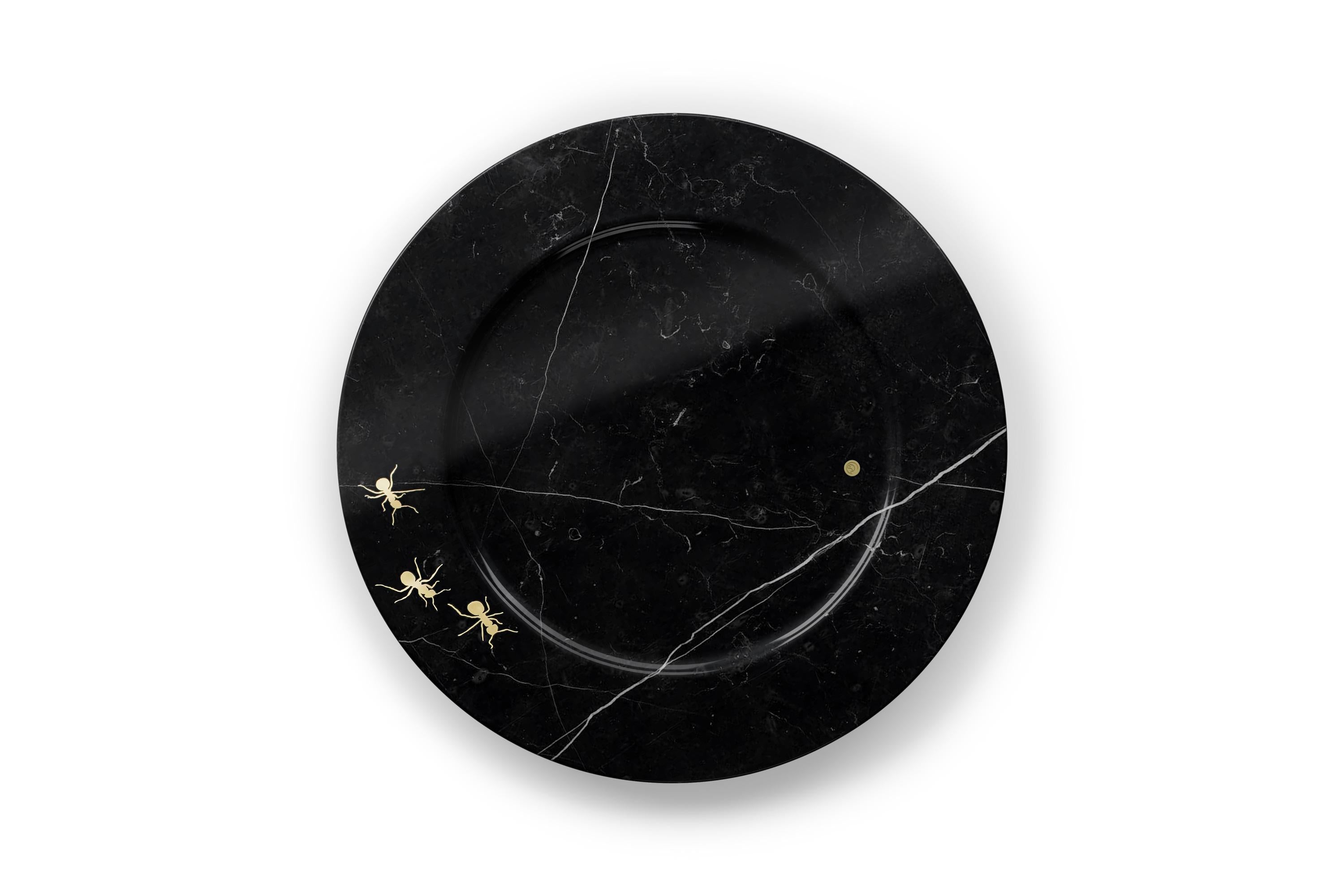Modern Set of 6 Charger Plates in Black Marquinia with Brass Inlay by Pieruga Marble