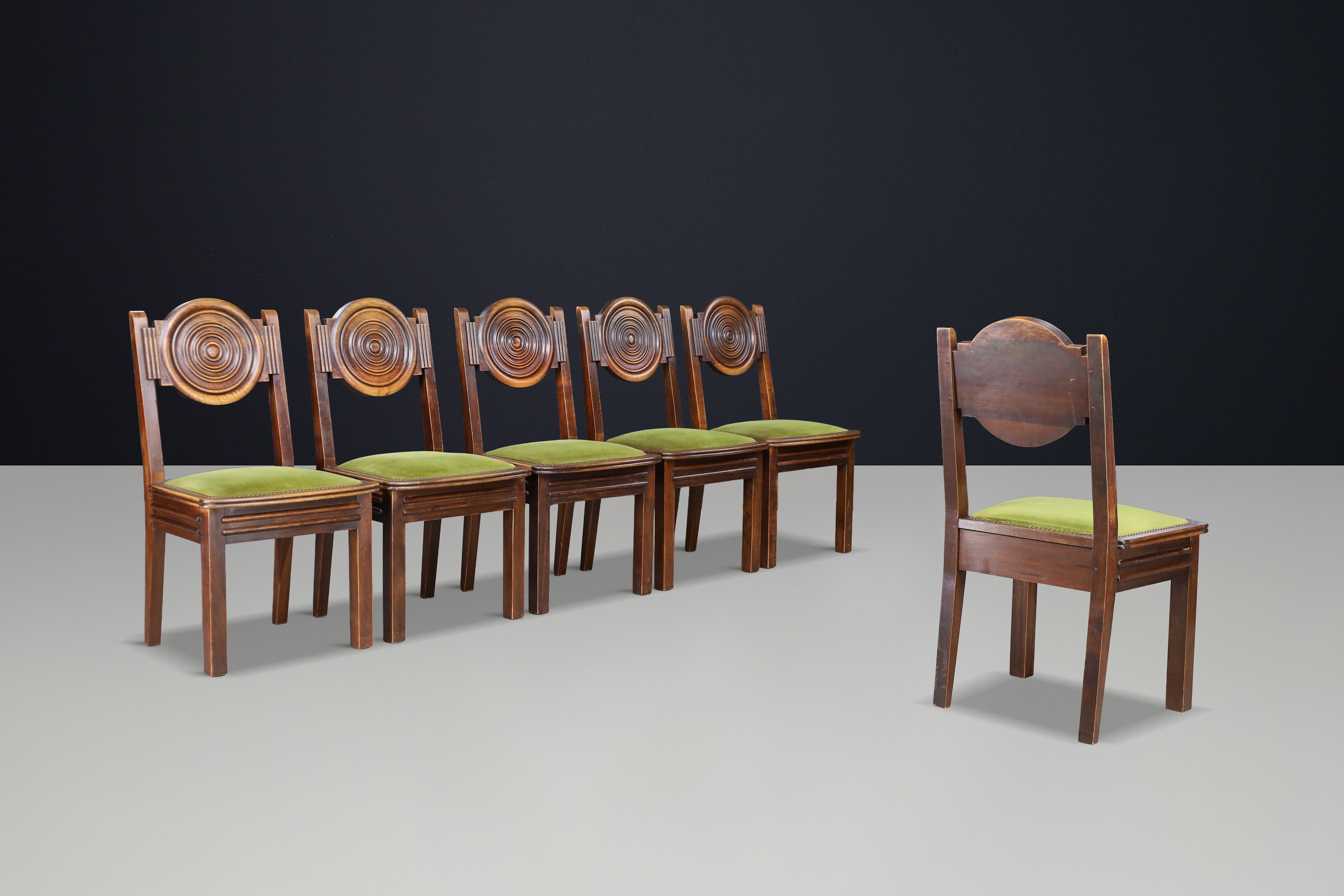 Art déco Set of 6 Charles Dudouyt Carved Oak Dining Chairs with Original Velvet, France en vente