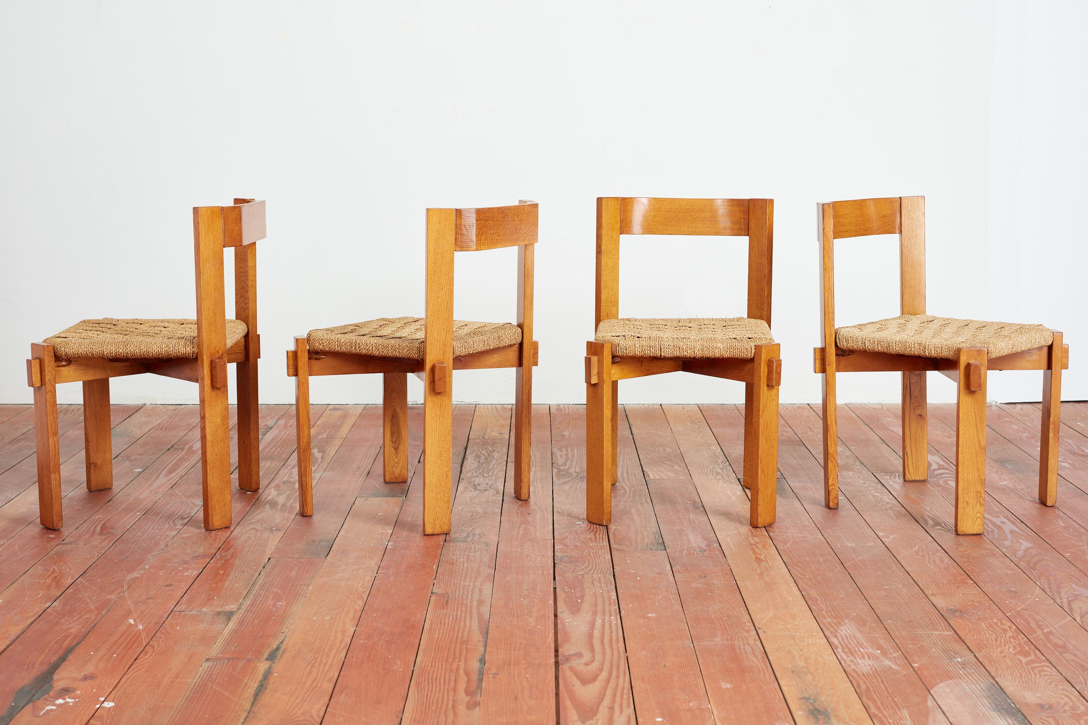 French Set of 6 Charlotte Perriand attributed Dining Chairs For Sale