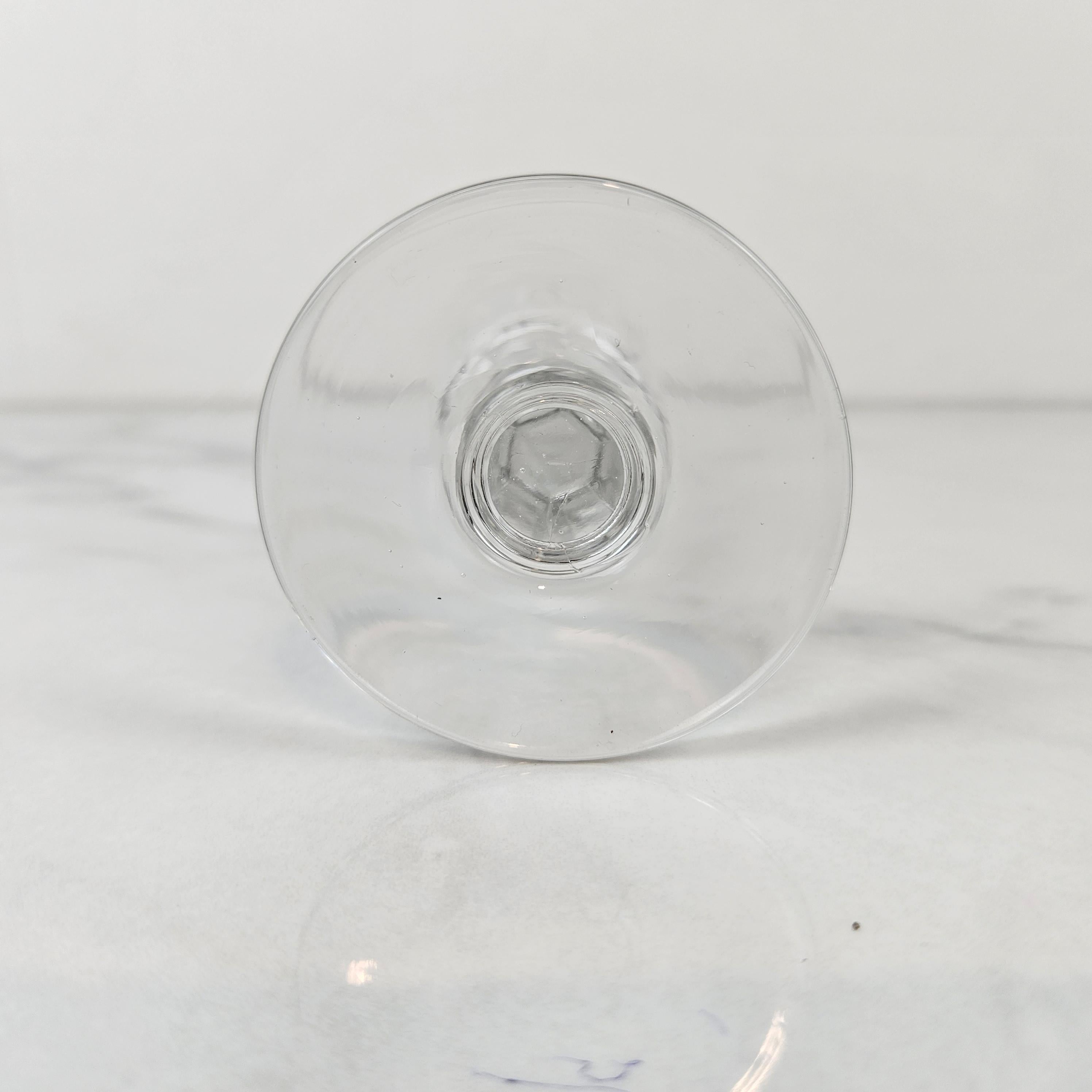 Verre brun Ensemble de 6 charmantes flûtes à champagne soufflées à la main, vers 1890 en vente