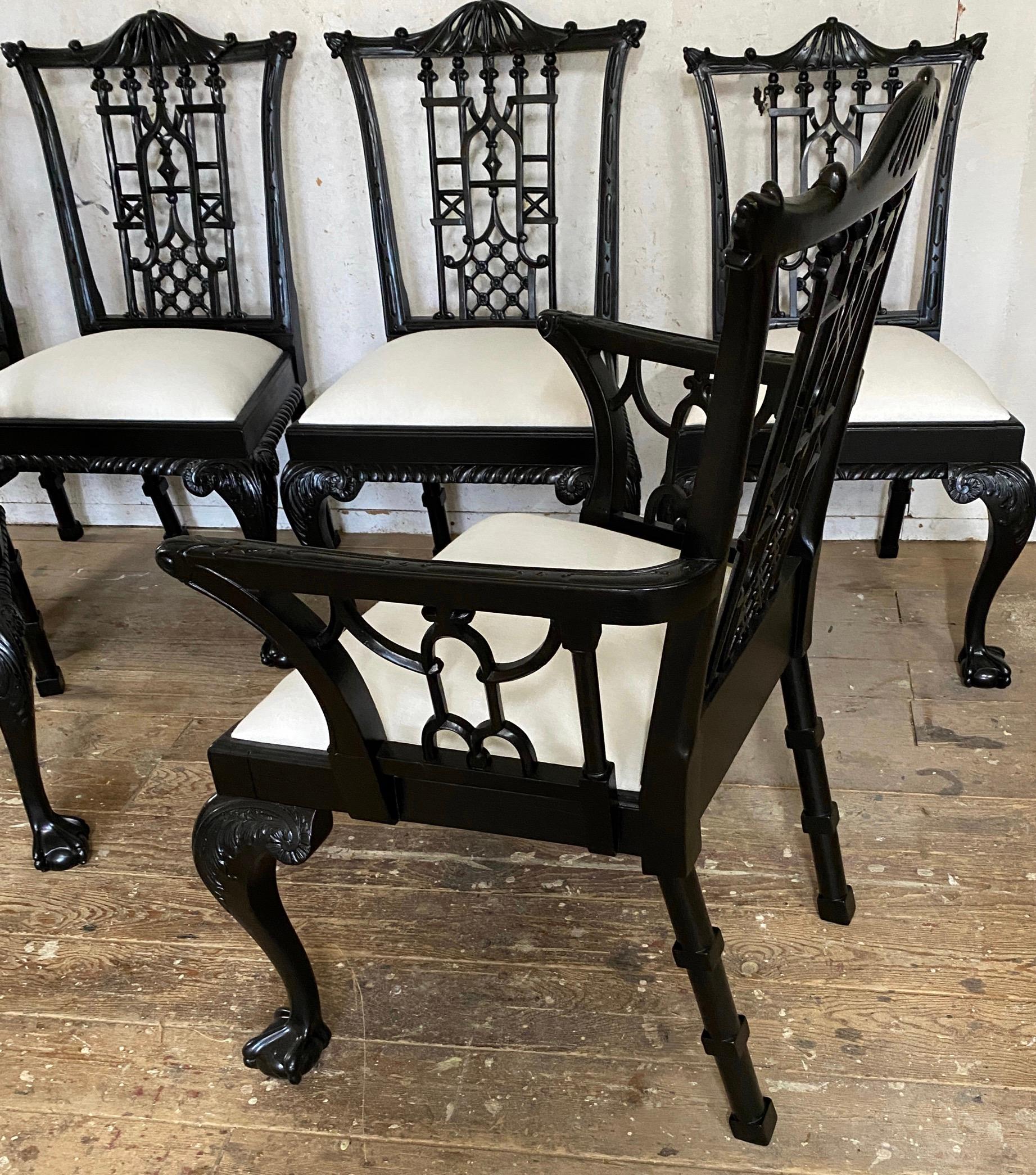 Carved Set of 6 Chinese Chippendale Style Dining Chairs For Sale