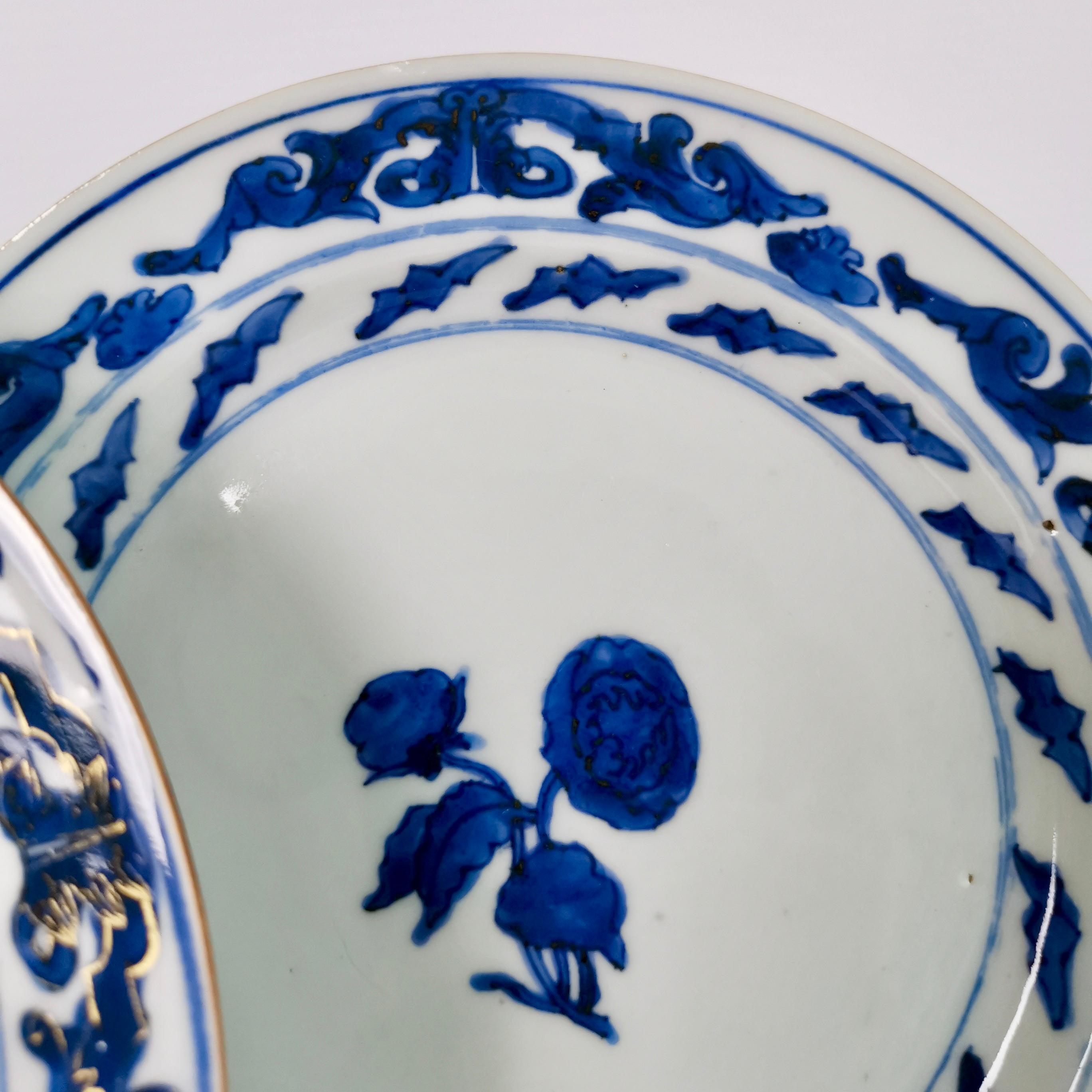 Set of 6 Chinese Export Plates, Roses Blue and White, Qianlong, circa 1780 4