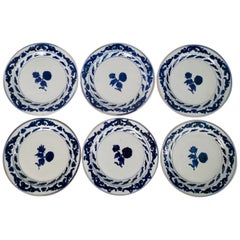 Used Set of 6 Chinese Export Plates, Roses Blue and White, Qianlong, circa 1780