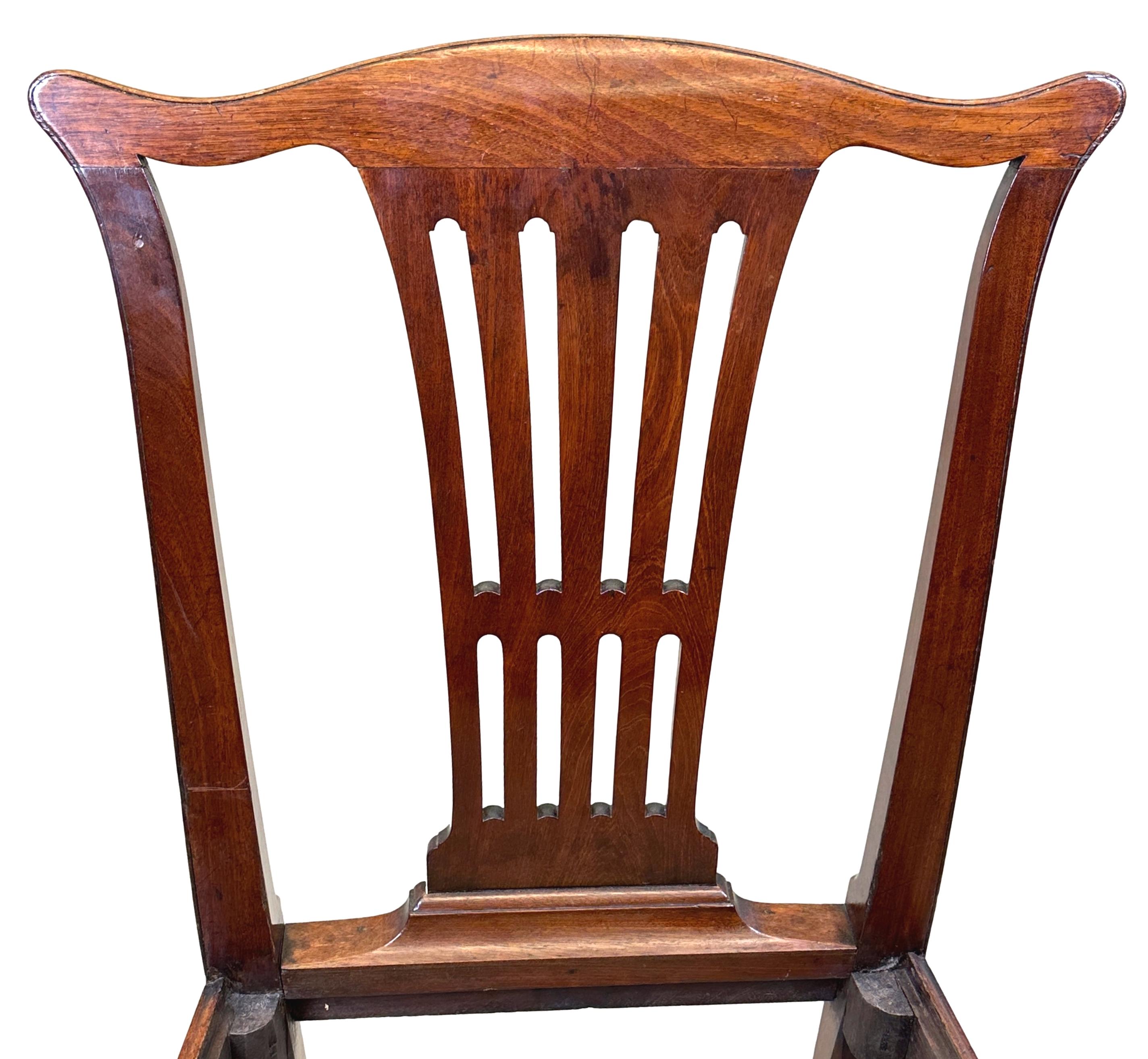 Set of 6 Chippendale Period Mahogany Dining Chairs For Sale 2