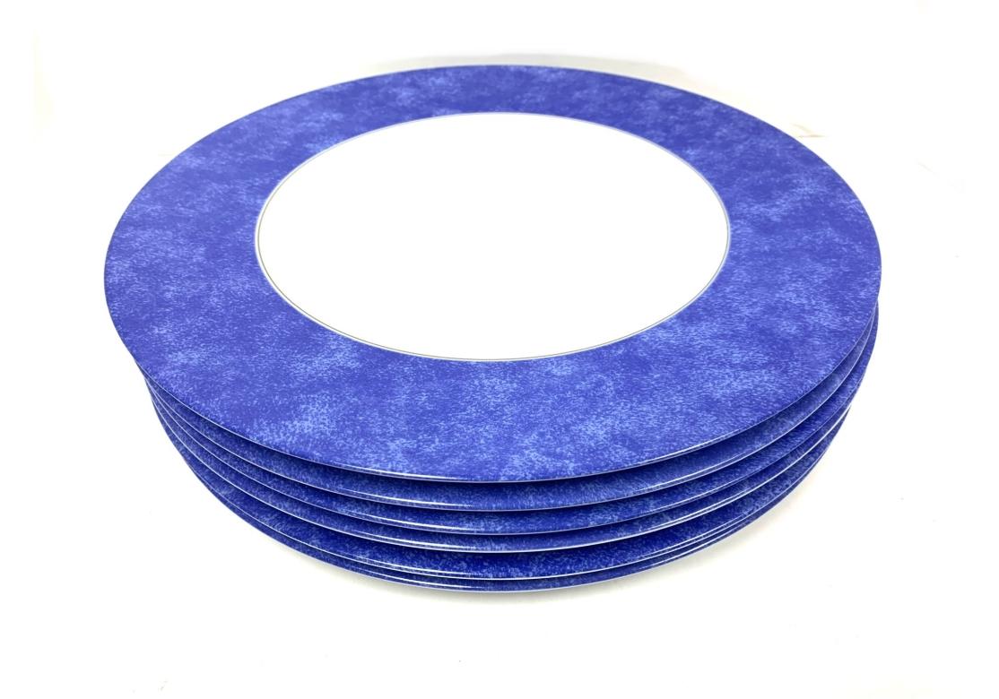 Set of 6 porcelain service plates with wide marbleized blue border with thin inner gold band around a white center. Made in Hungary.

Dimensions: 12 3/4
