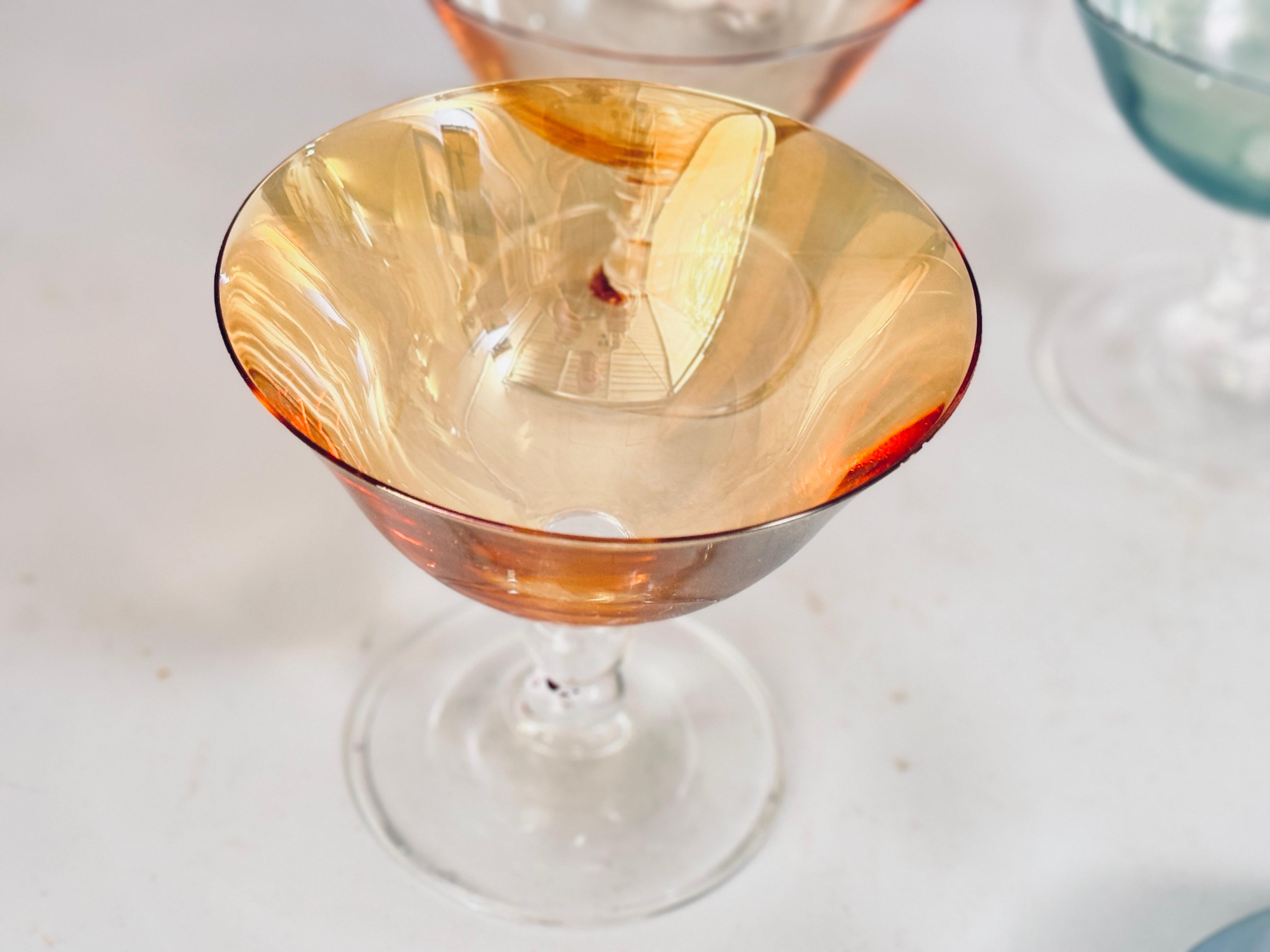 Set di 6 bicchieri da champagne colorati, bicchieri da cocktail, ciotole per la frutta in vendita 4